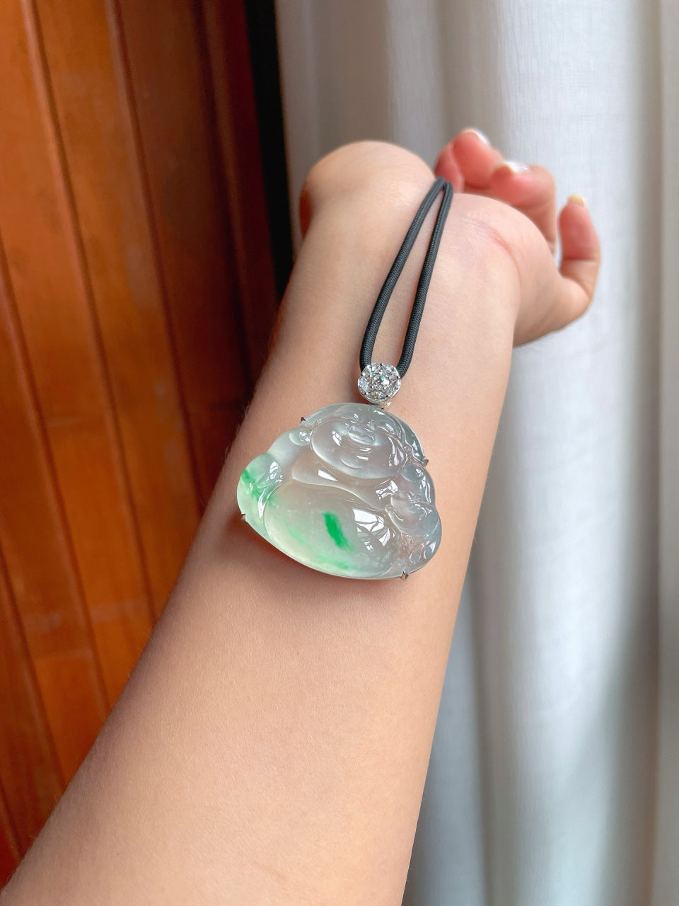 18k金钻镶冰种飘绿花翡翠佛公（yc165316）