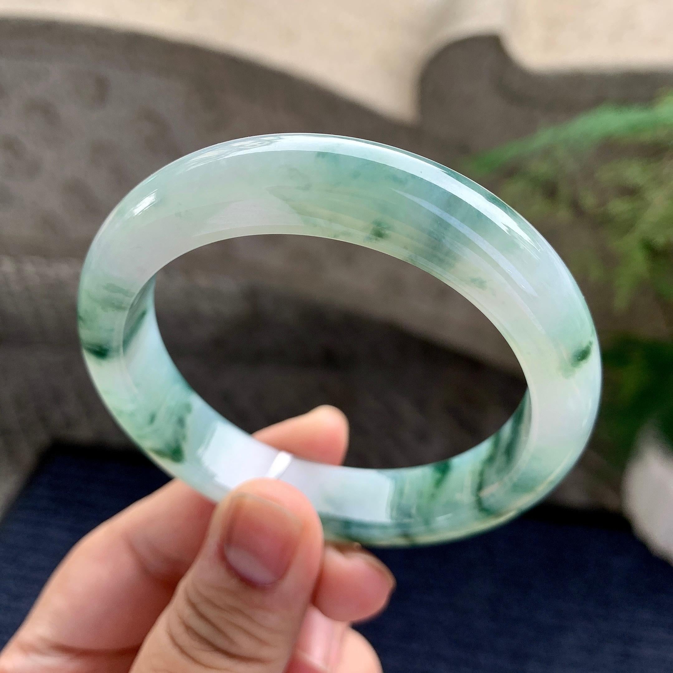 细糯种飘花平安镯（55.4mm）（yc228501）