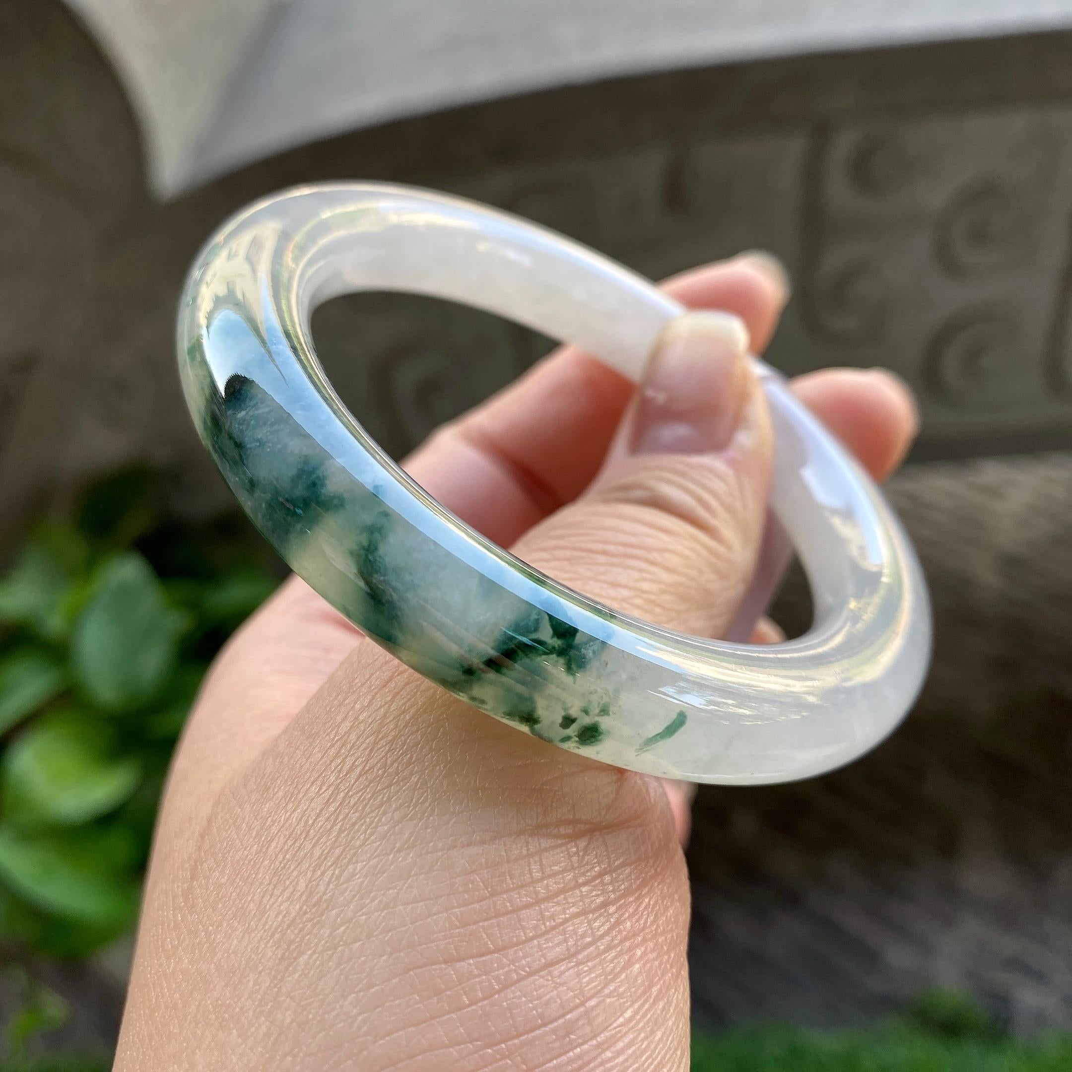 糯冰种飘花圆条手镯（54.7mm）（yc304783）