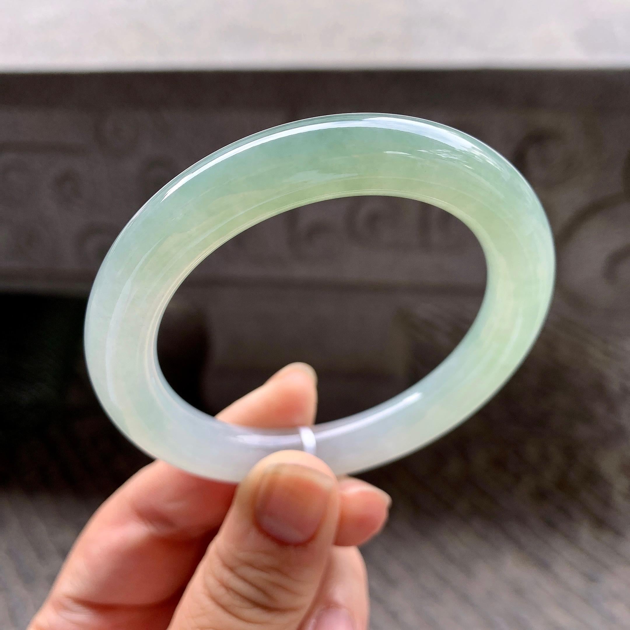 糯冰种淡晴水圆条手镯（54mm）（yc266513）