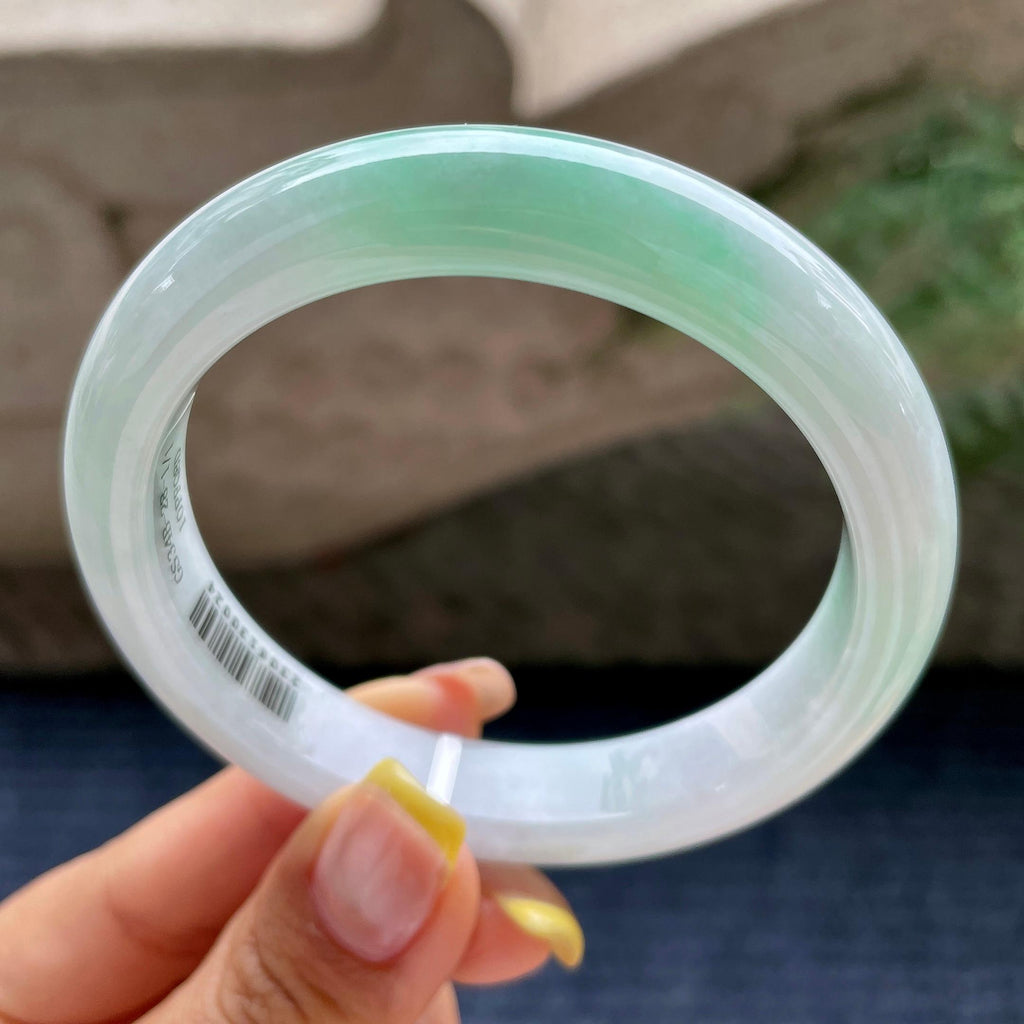 细糯种飘绿正圈平安镯57.8圈     天然缅甸A货翡翠（yc376079）
