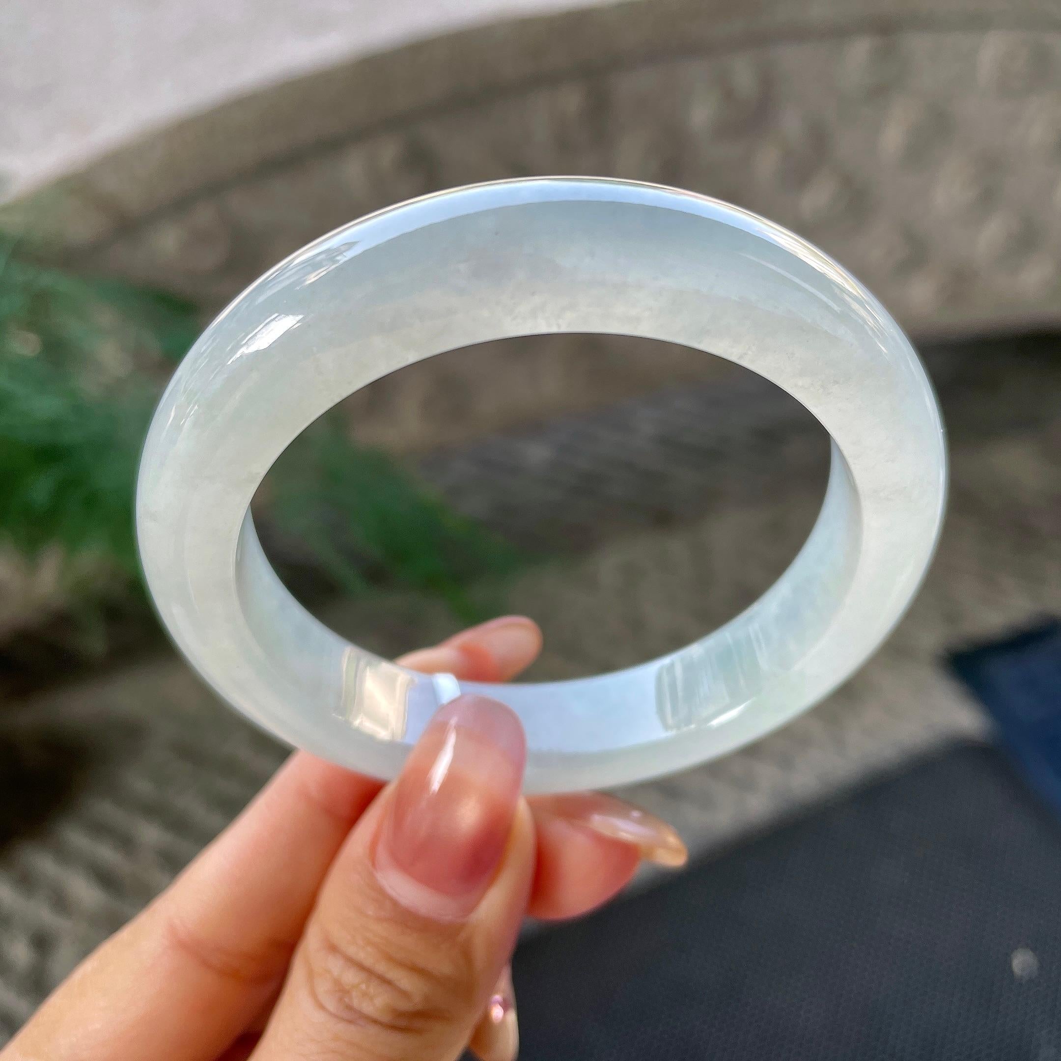 糯冰种带底色平安镯（53.6mm）（yc305688）