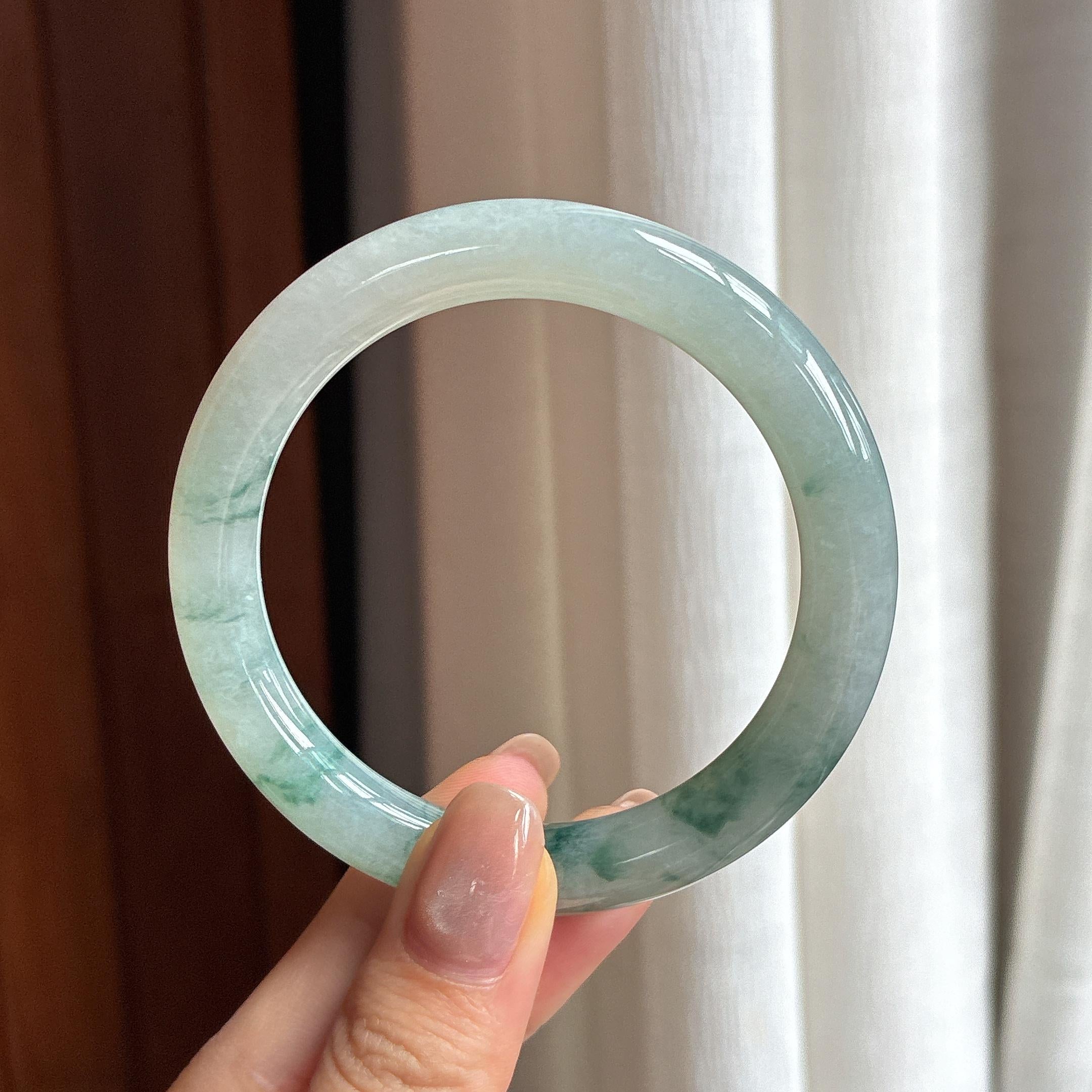 糯冰飘花翡翠圆条手镯 54圈（yc430491）