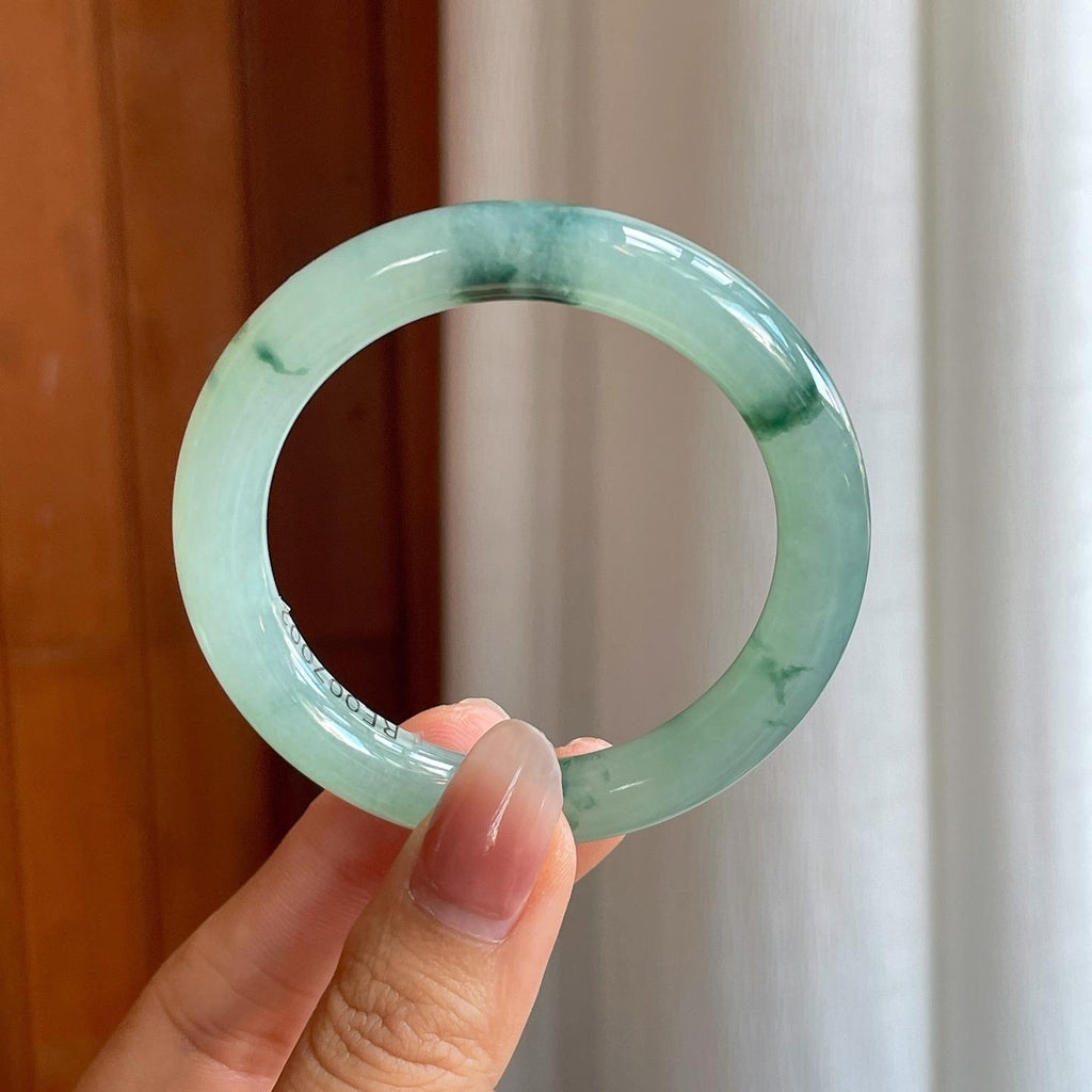 冰种飘花翡翠圆条手镯（50mm）（yc312931）
