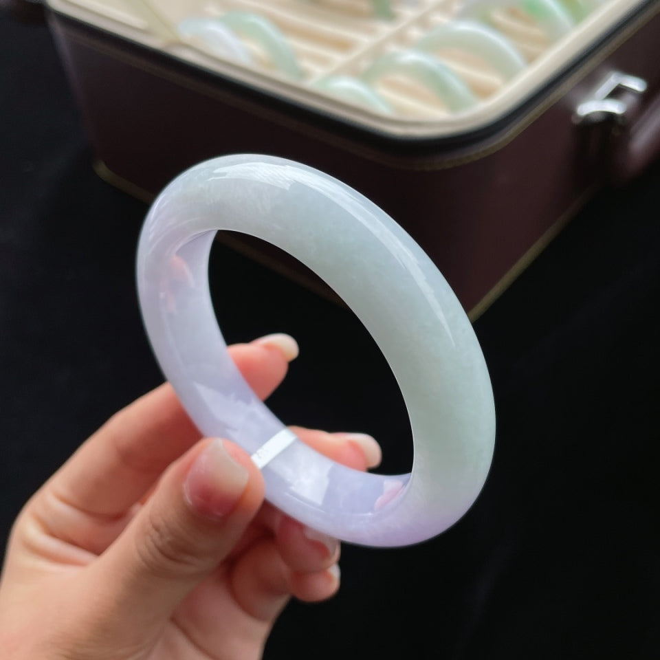 糯冰春彩正圈翡翠手镯（55.7mm）