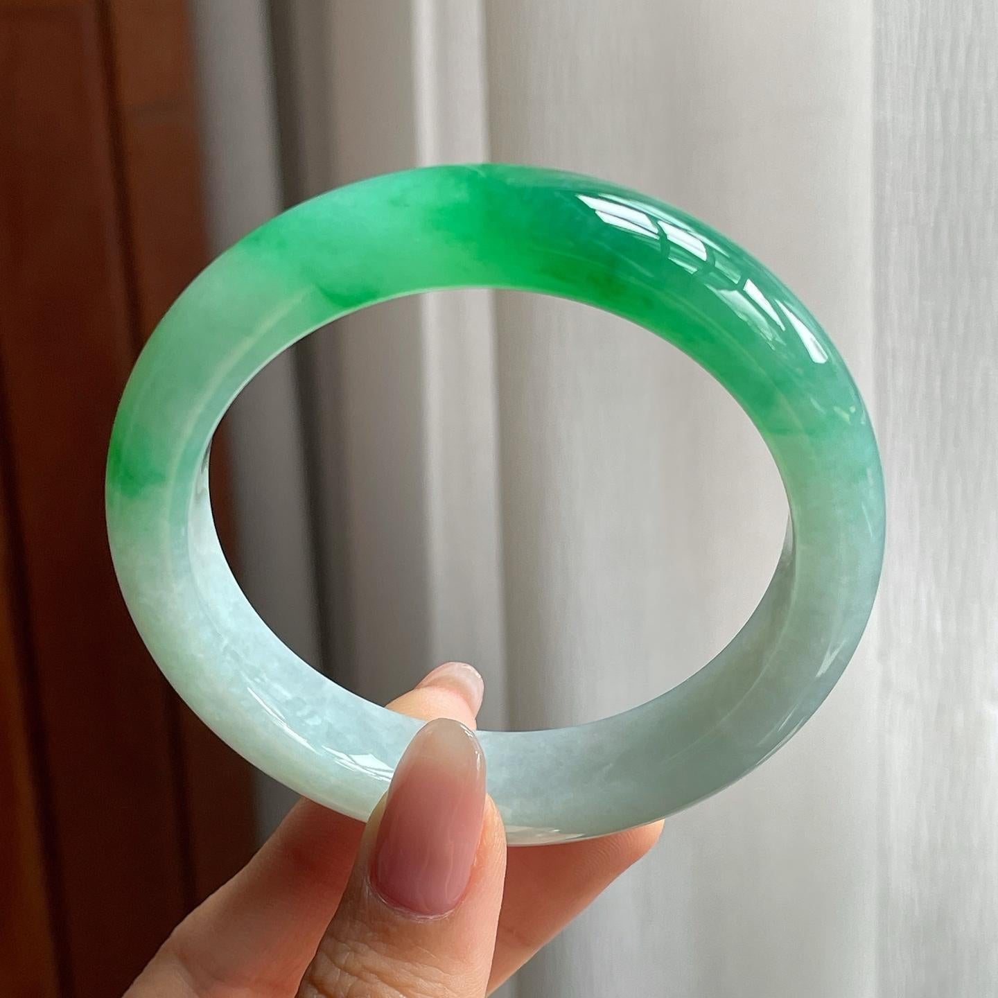 冰种阳绿翡翠平安镯（56mm）（yc177193）