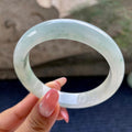 大圈口    细糯种飘花飘黄翡正圈平安镯58.5圈     天然缅甸A货翡翠（yc424778）