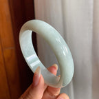 糯冰种淡底色翡翠平安镯（57.7mm）（yc217410）