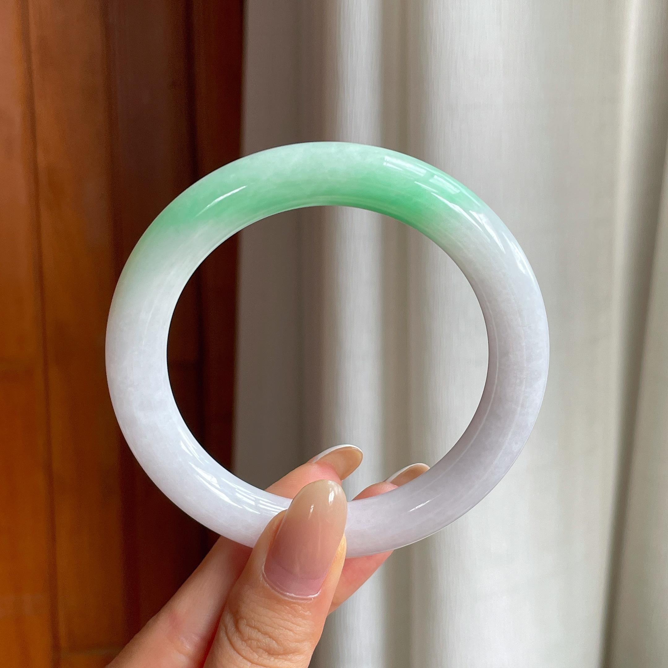 糯冰白底青翡翠圆条手镯（58.2mm)（yc416032）