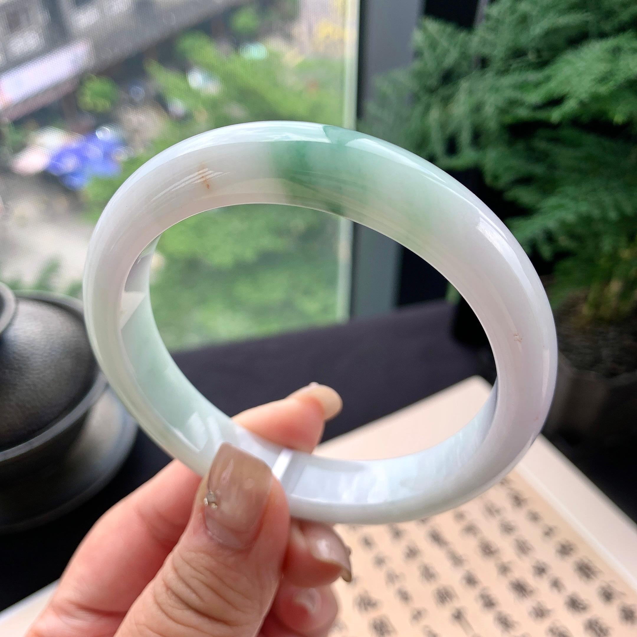 大圈口 细糯种飘绿花洒金正圈平安镯 61圈口 天然缅甸A货翡翠（yc477611）