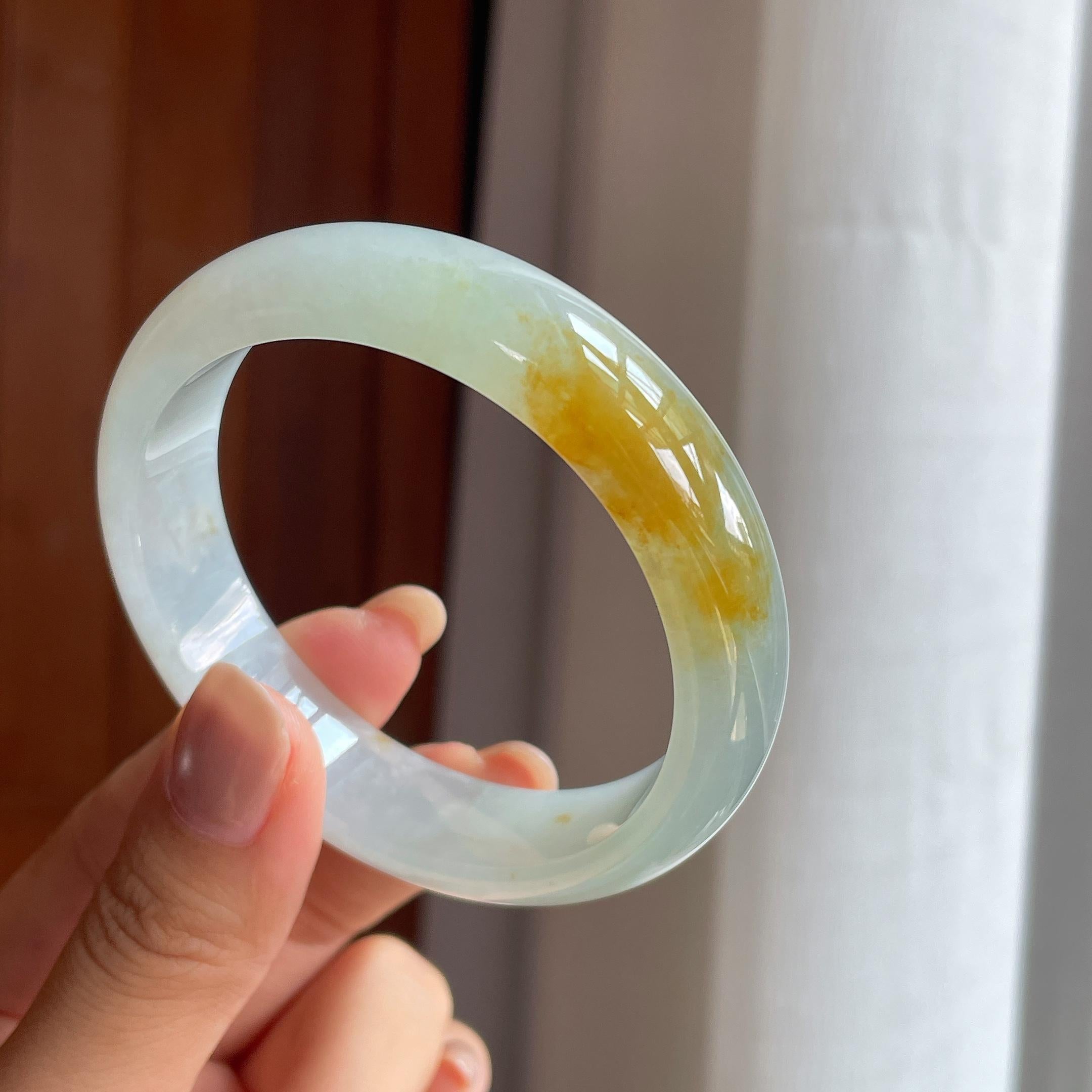冰种黄翡翡翠平安镯(55.5mm)（yc420202）
