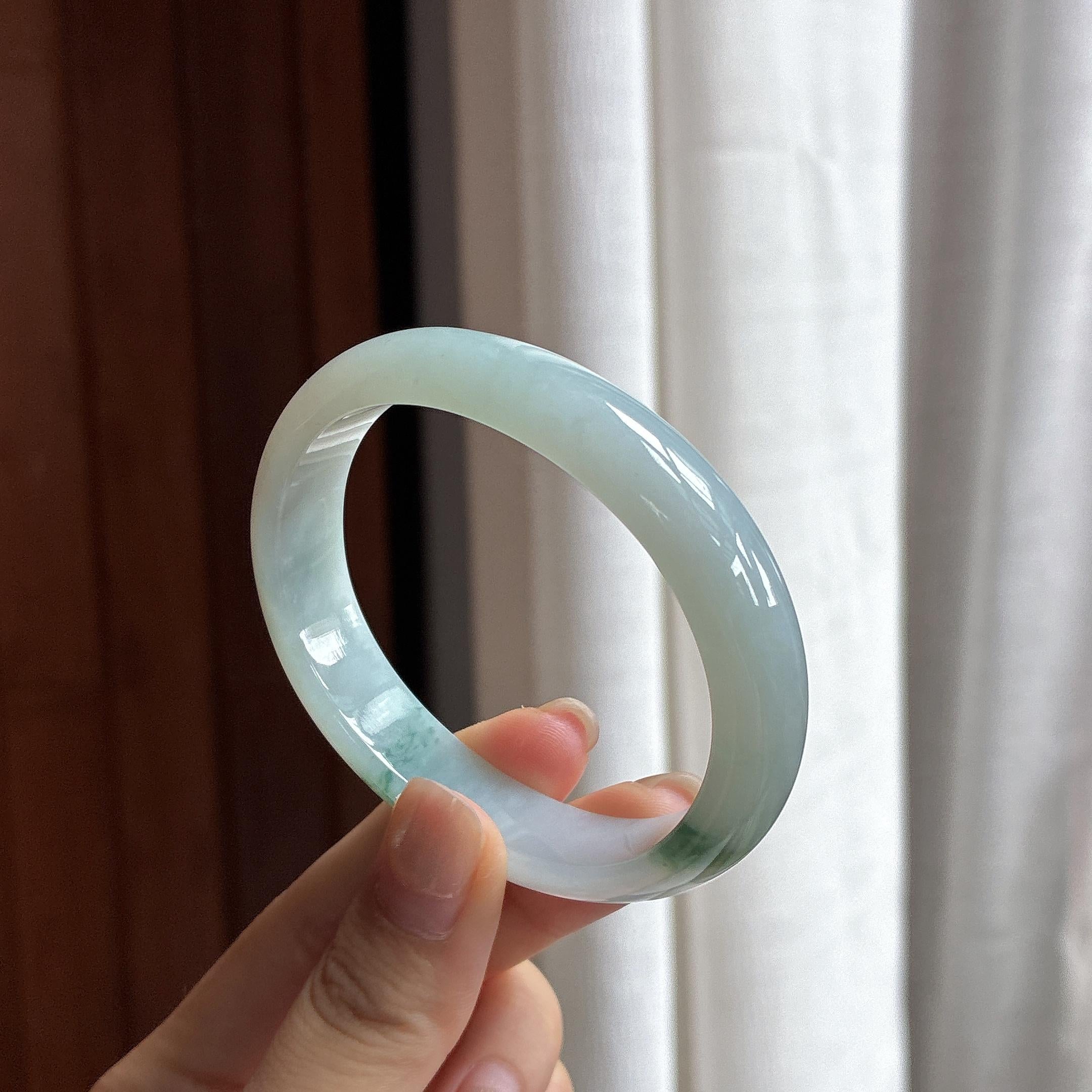 糯冰飘花贵妃镯 56圈 天然缅甸A货翡翠（yc481703）