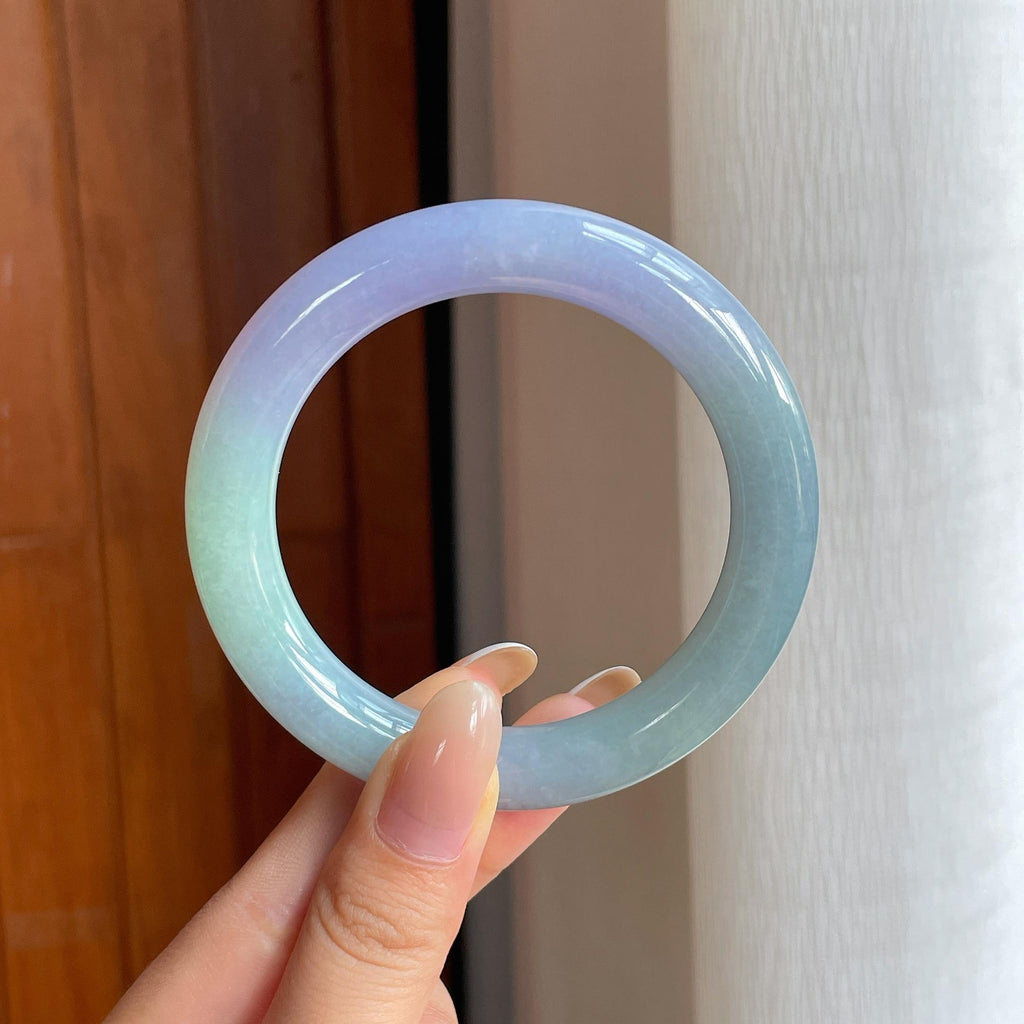 糯冰春带彩翡翠圆条手镯（56.4mm)（yc419574）