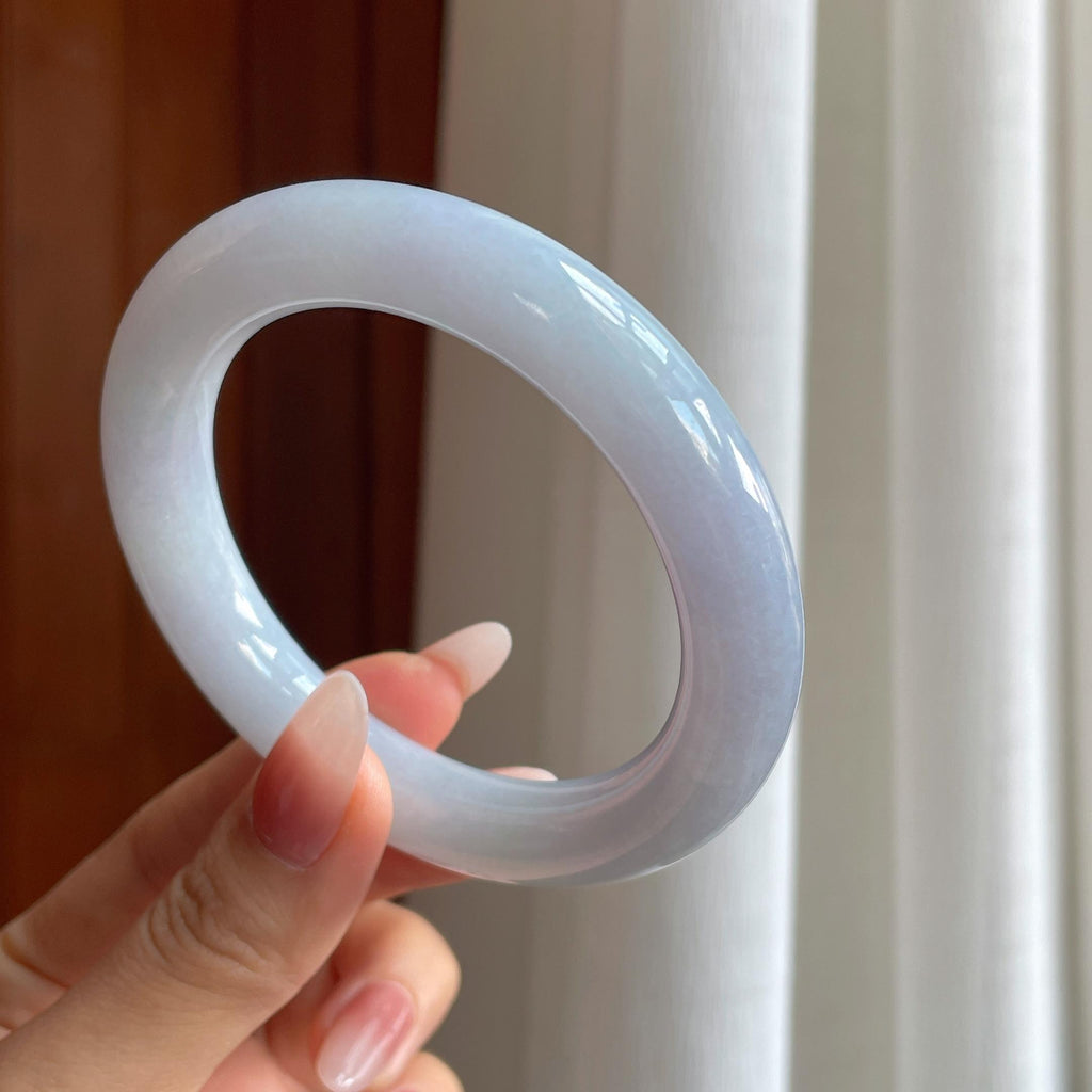 糯冰带底色翡翠圆条手镯（58.4mm）（yc295065）
