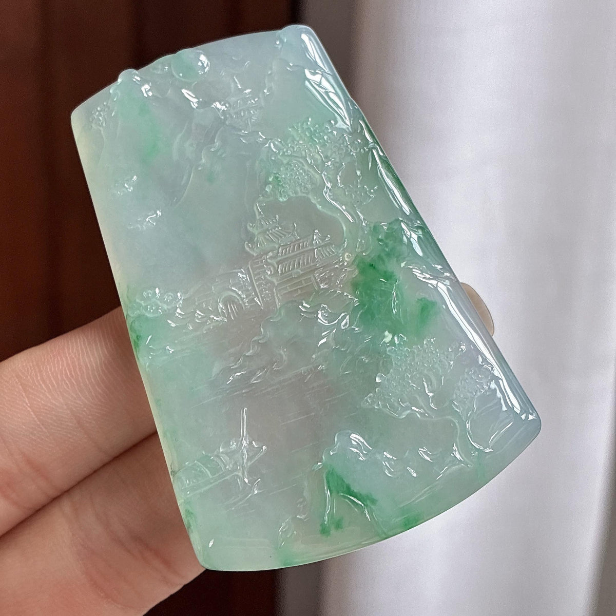 冰种飘绿花山水牌挂件（yc764728）