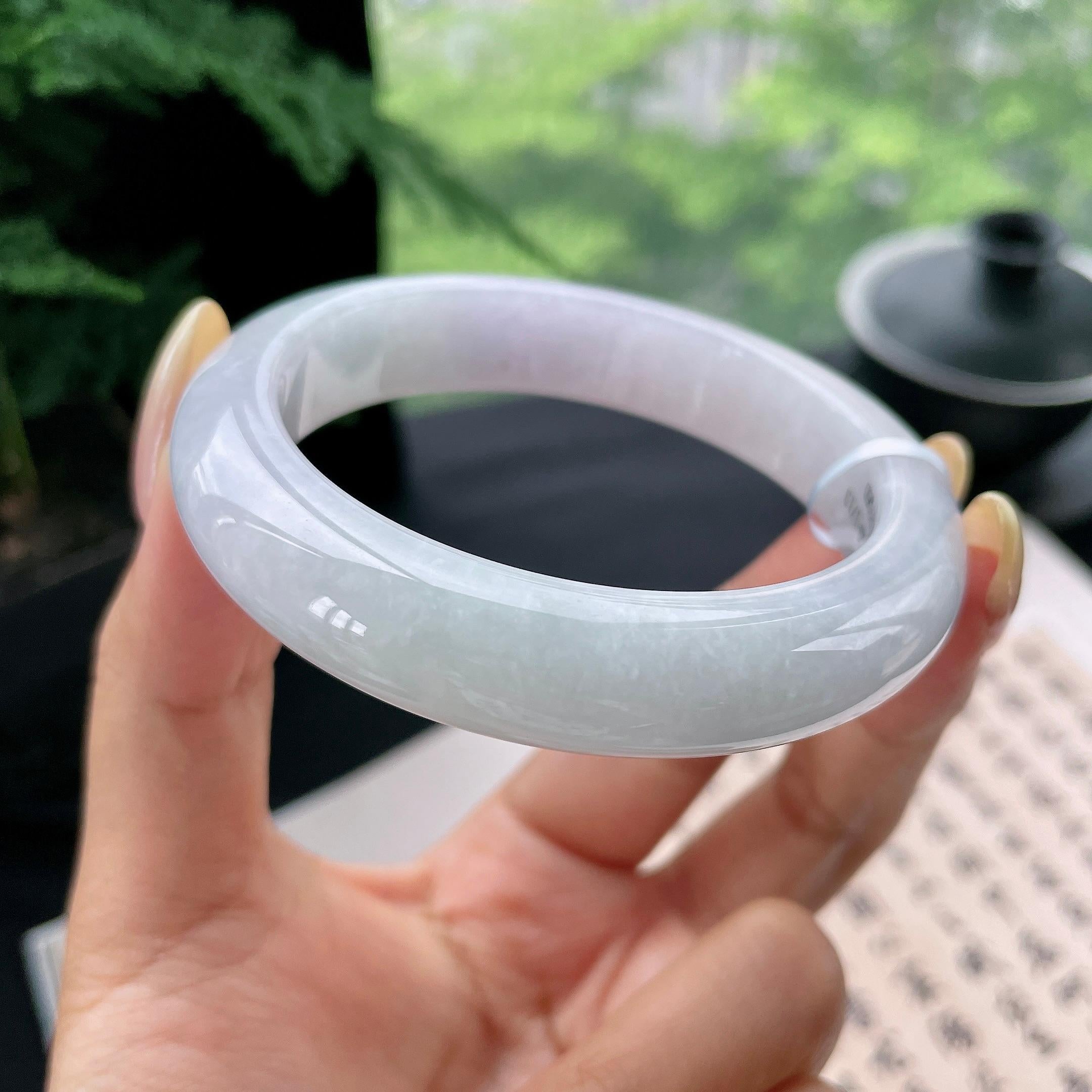 细糯种淡春彩正圈平安镯57圈 天然缅甸A货翡翠（yc473068）