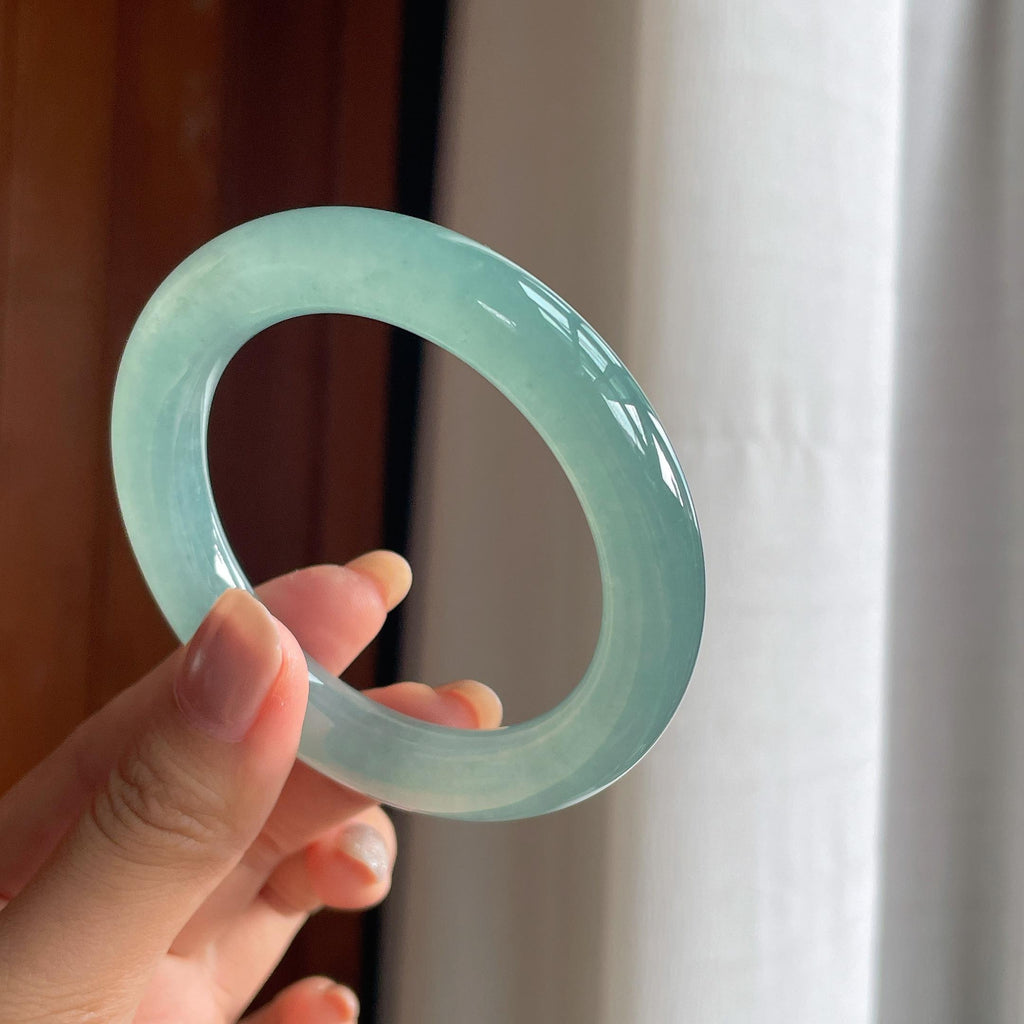 冰种蓝晴底翡翠圆条手镯(54mm)（yc415367）