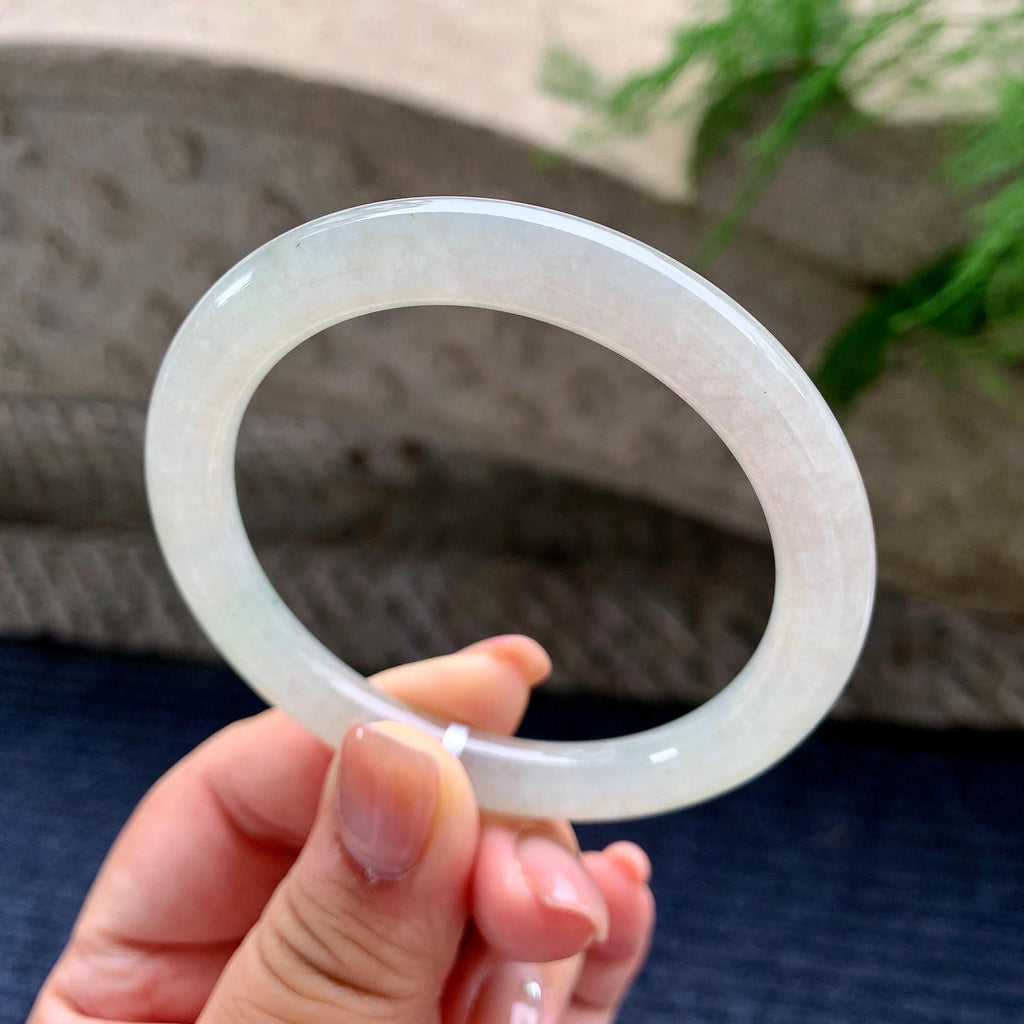 糯种带底色圆条手镯 55圈口 天然缅甸A货翡翠（yc493659）