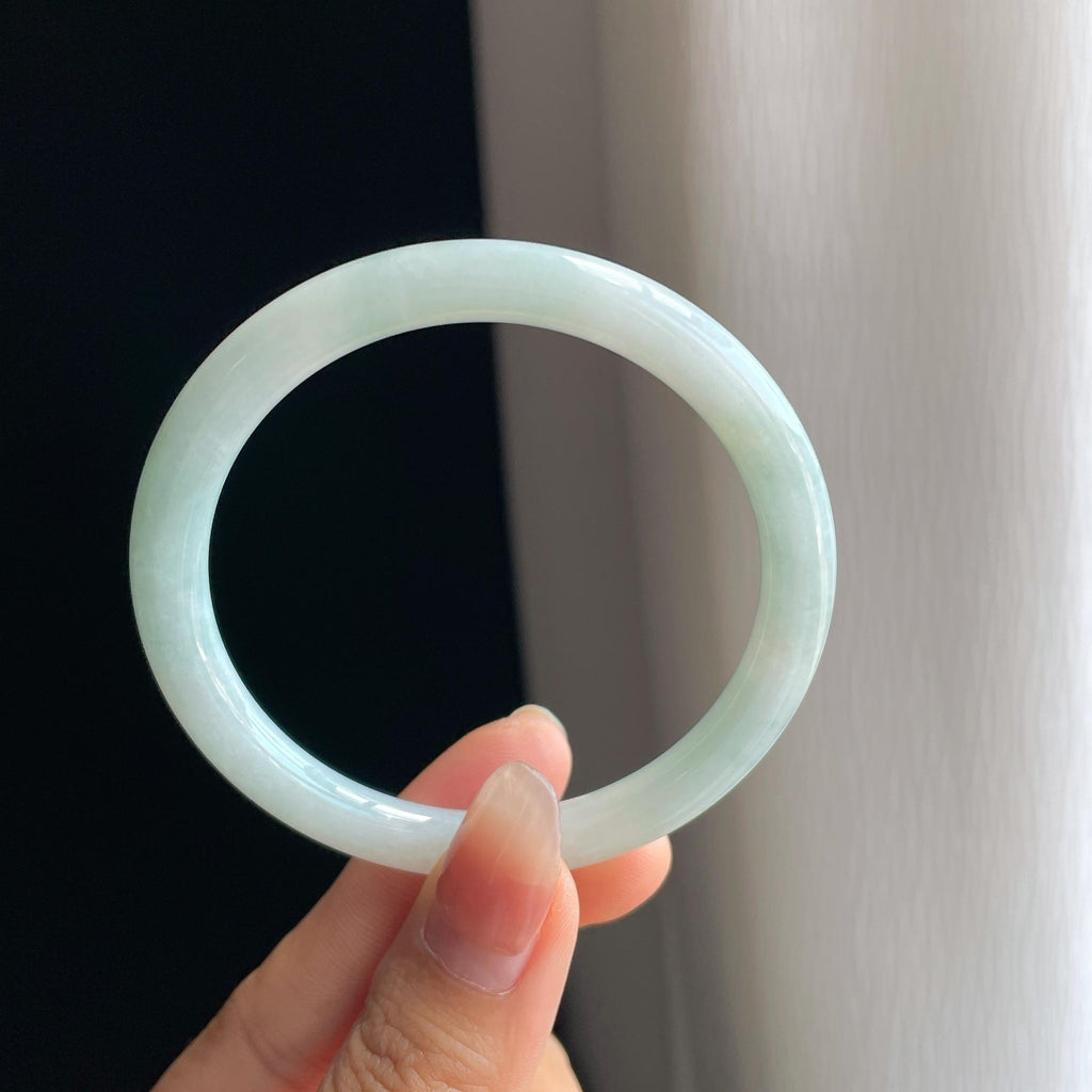 糯冰淡底色翡翠圆条手镯（55mm)（yc334656）