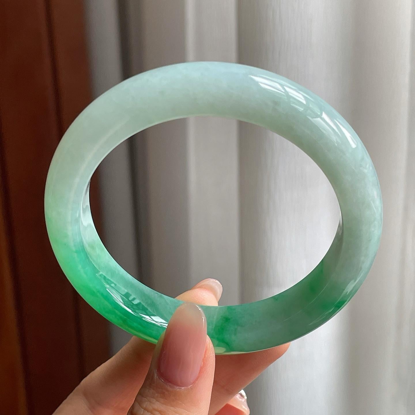 冰种阳绿翡翠平安镯（56mm）（yc177193）