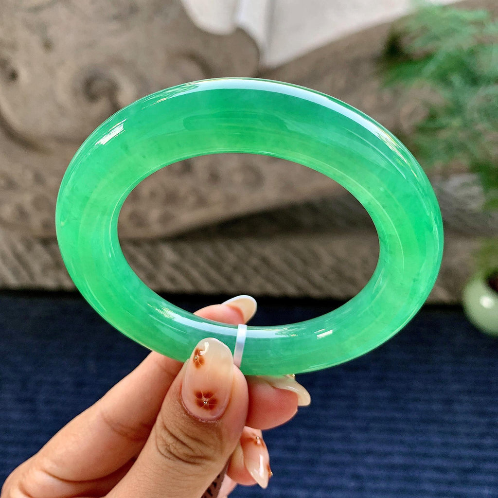糯冰种满绿圆条手镯（54.6mm）（yc243443）