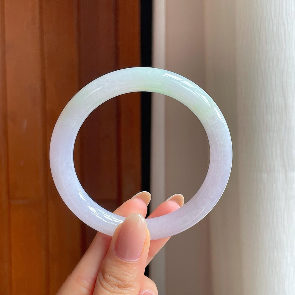 糯冰春带彩翡翠圆条手镯（56.2mm)（yc374043）