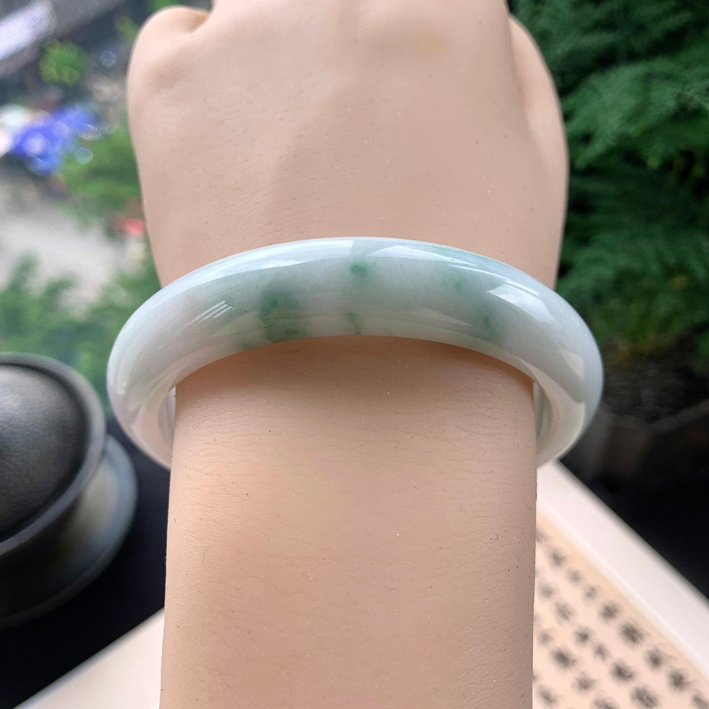 大圈口 细糯种飘绿花正圈平安镯 59圈口 天然缅甸A货翡翠（yc477609）
