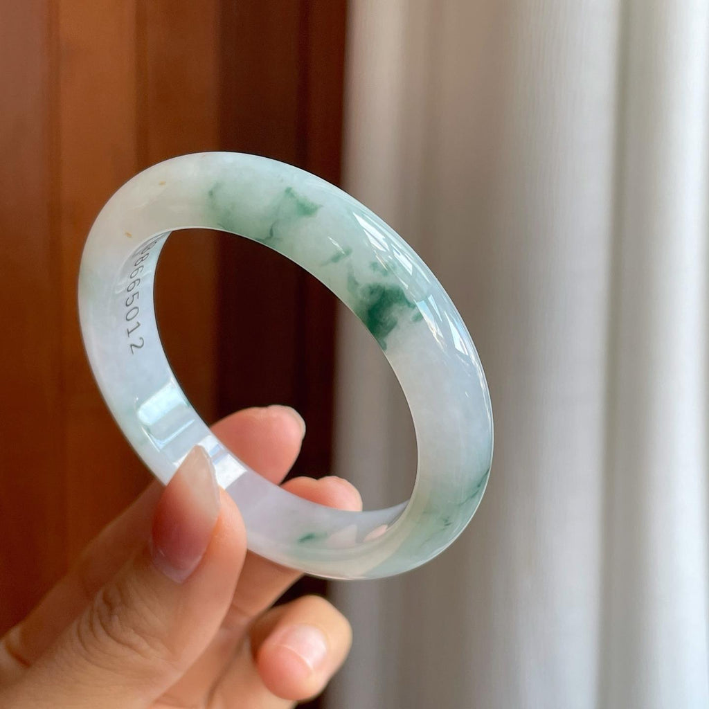 糯冰飘花翡翠平安镯（52.8mm）（yc312937）