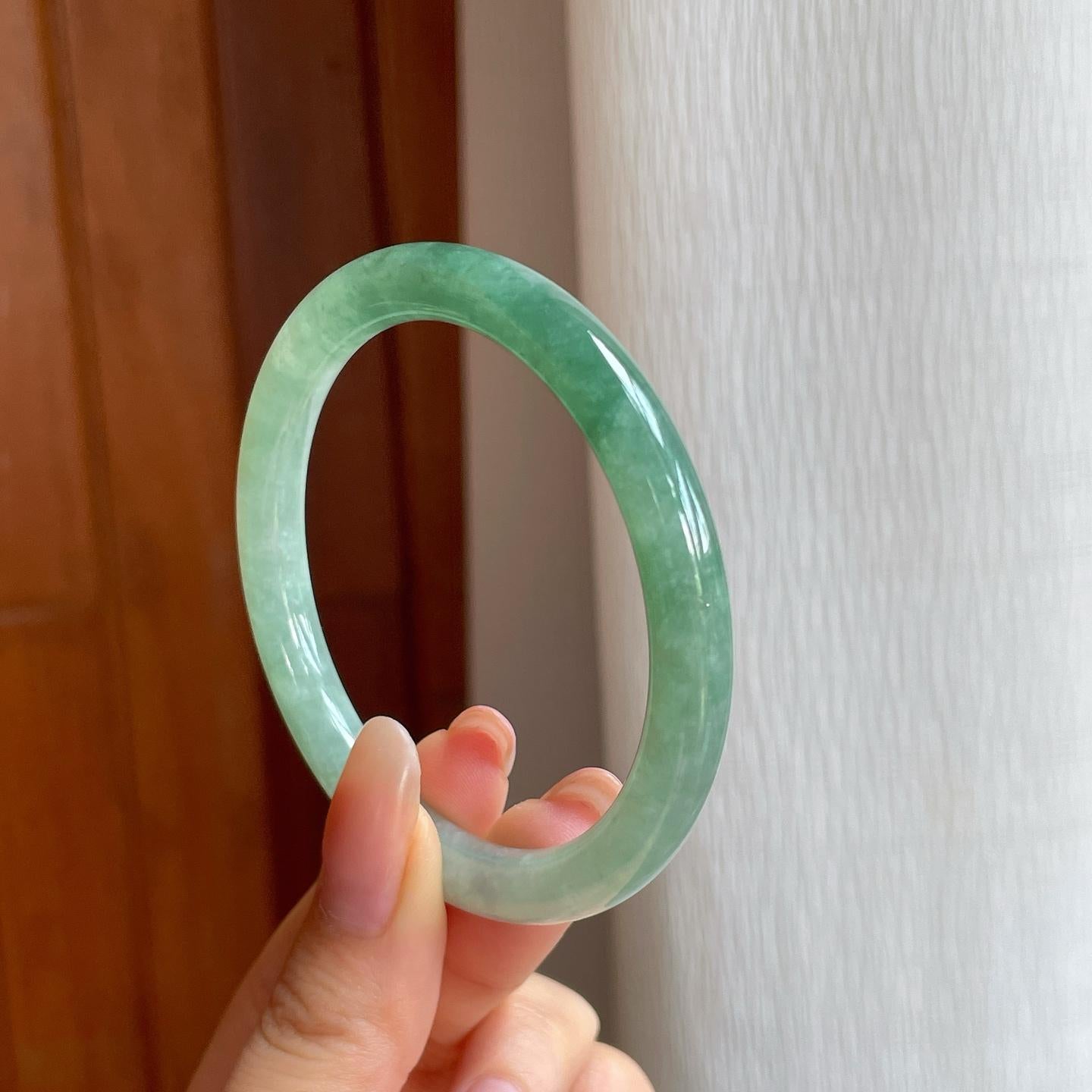 糯冰半山半水翡翠圆条手镯（54.7mm)（yc365770）