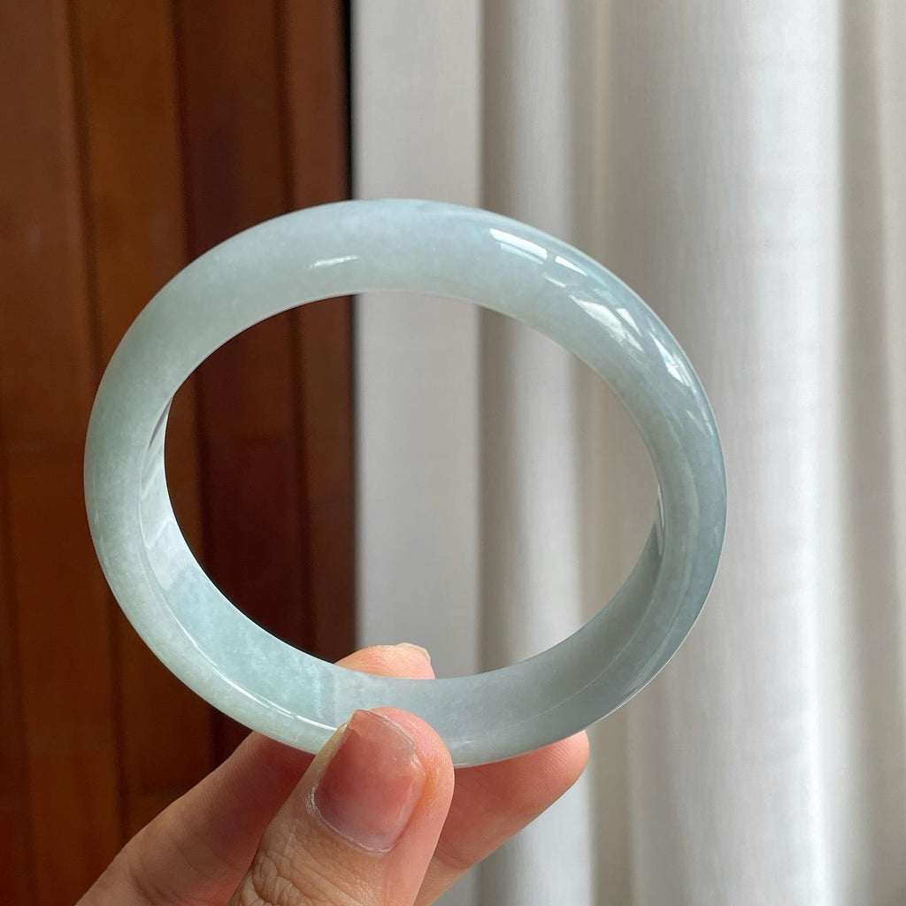 糯冰淡底色翡翠平安镯（58.6mm）（yc216053）