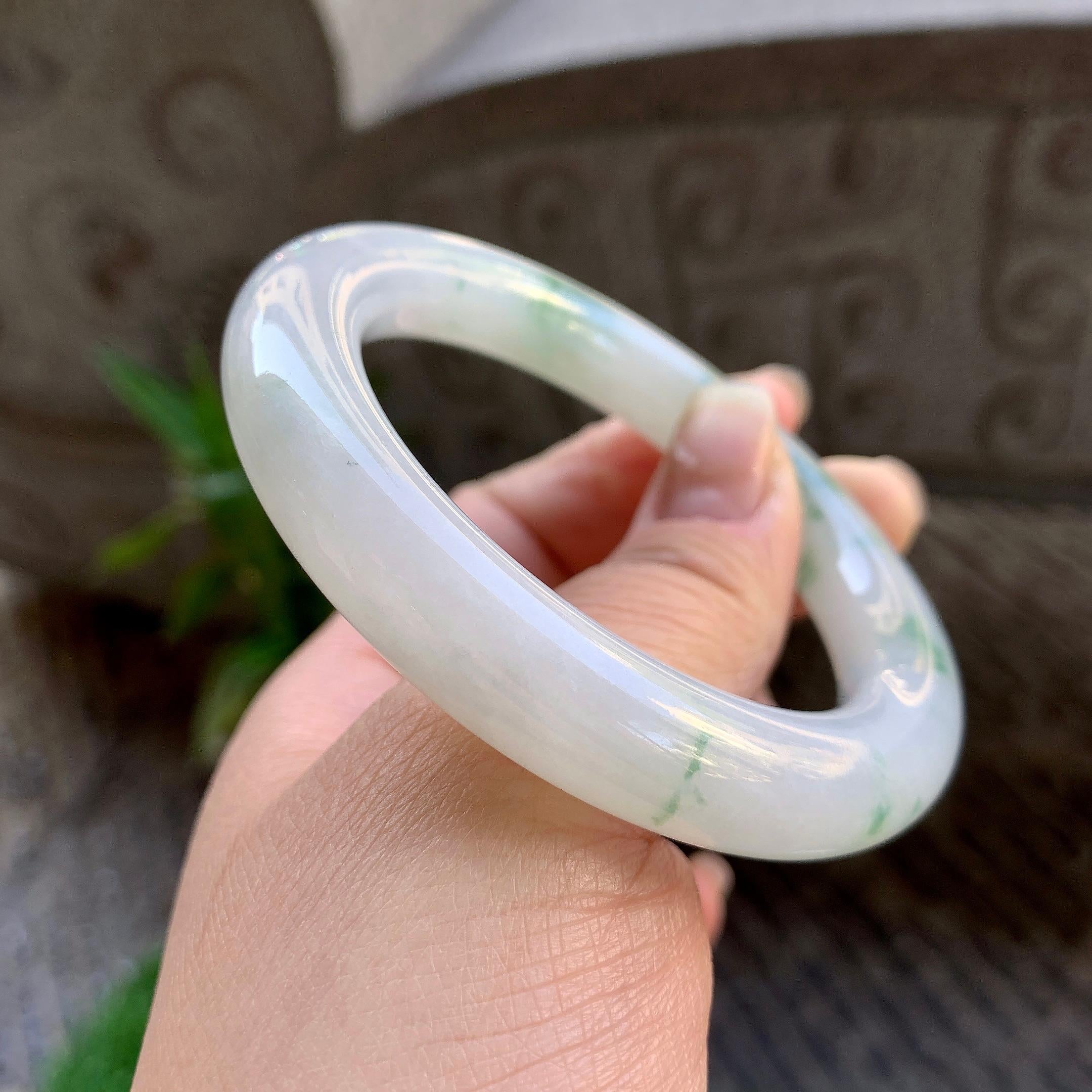 糯冰种飘花圆条手镯（54.6mm）（yc307303）