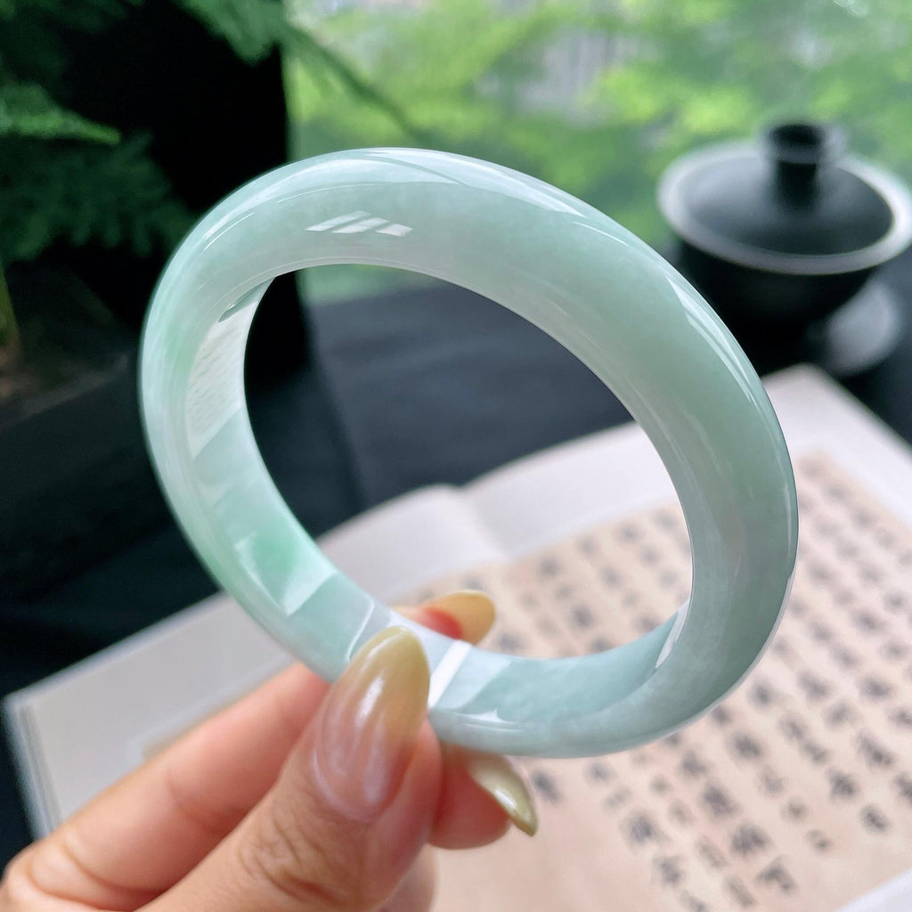 细糯种飘绿正圈平安镯57.2圈 天然缅甸A货翡翠（yc473060）