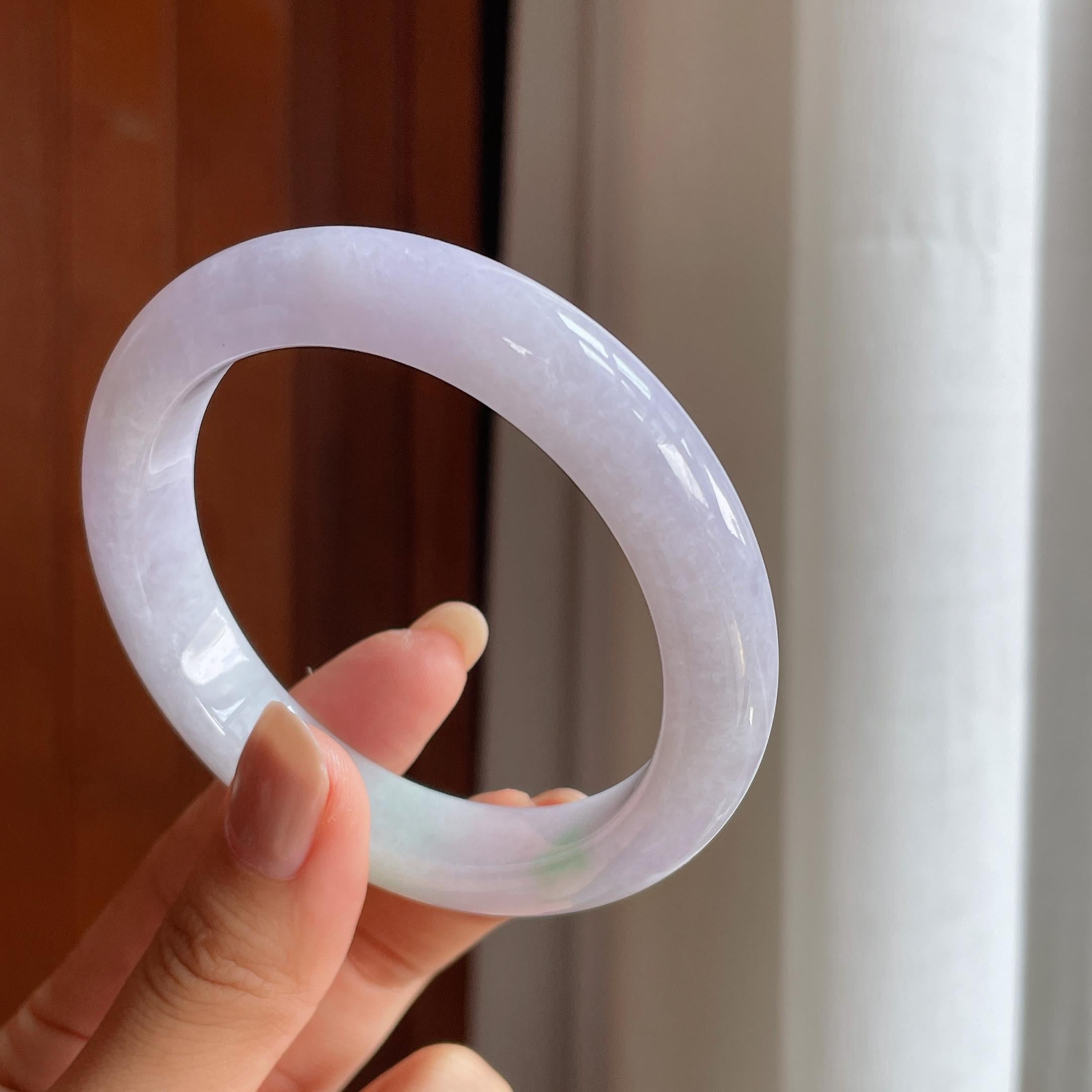 糯冰紫底带色翡翠平安镯(58.6mm)（yc422917）