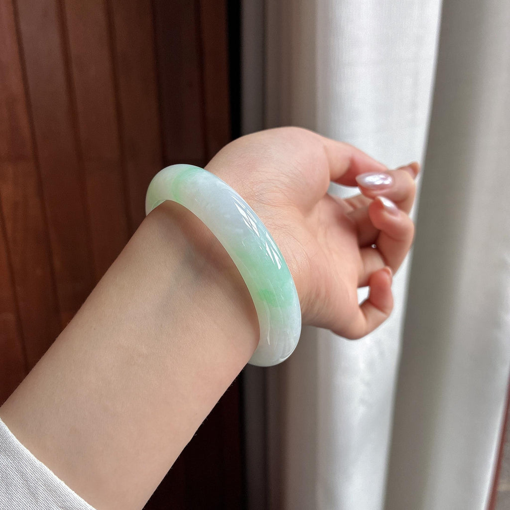 糯冰飘绿花正圈平安镯54圈天然缅甸A货翡翠（yc522442）