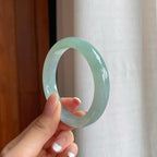 糯冰晴底翡翠平安镯（55.2mm)（yc374789）