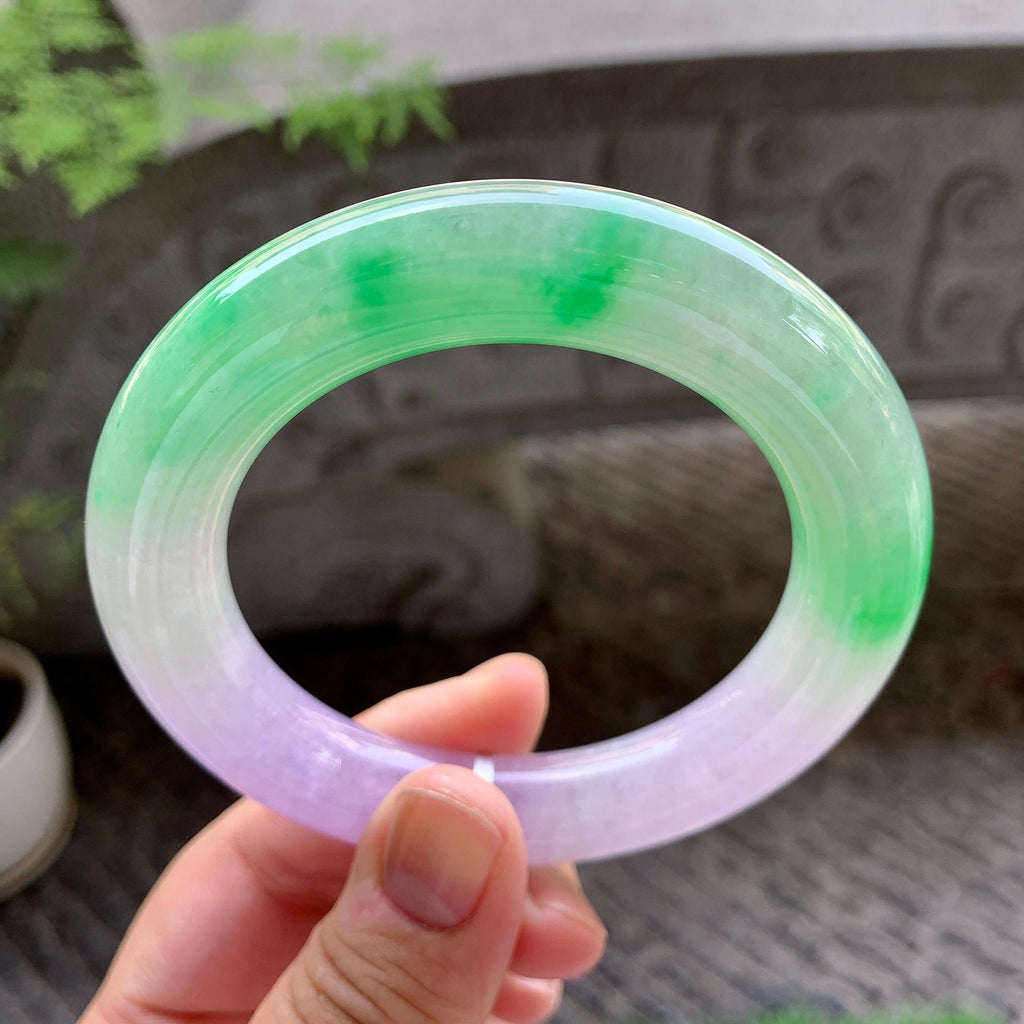 糯冰种春彩圆条手镯（56.6mm）