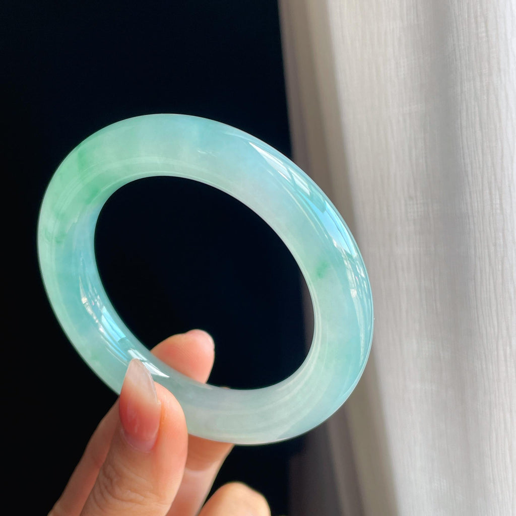 冰种晴底飘绿花翡翠圆条手镯（55.2mm)（yc323142）
