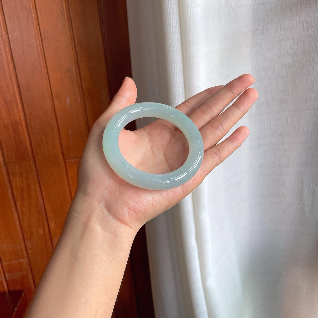 细糯冰晴底翡翠圆条手镯（56.3mm）（yc400219）