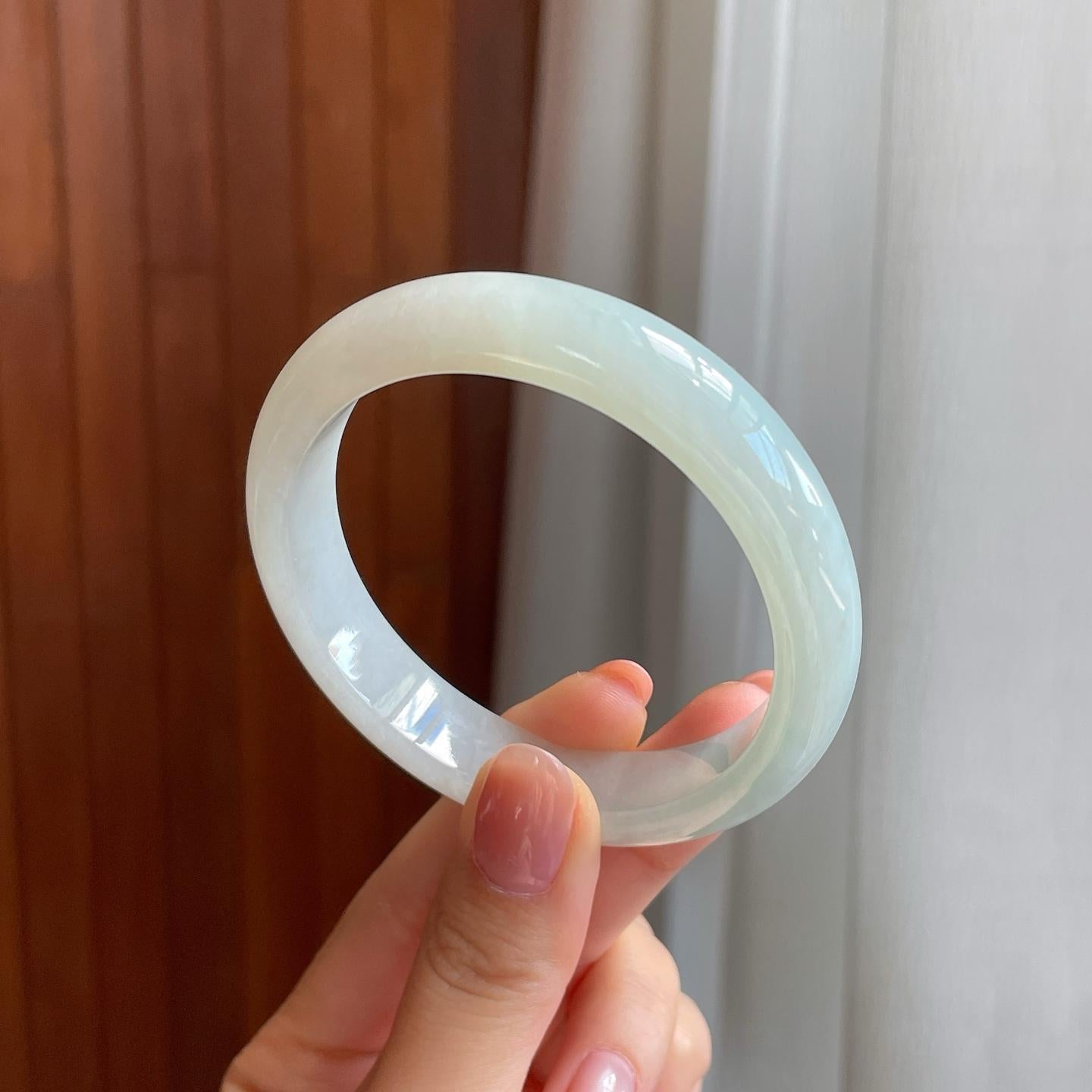 糯冰种晴底翡翠平安镯（56mm)（yc323757）