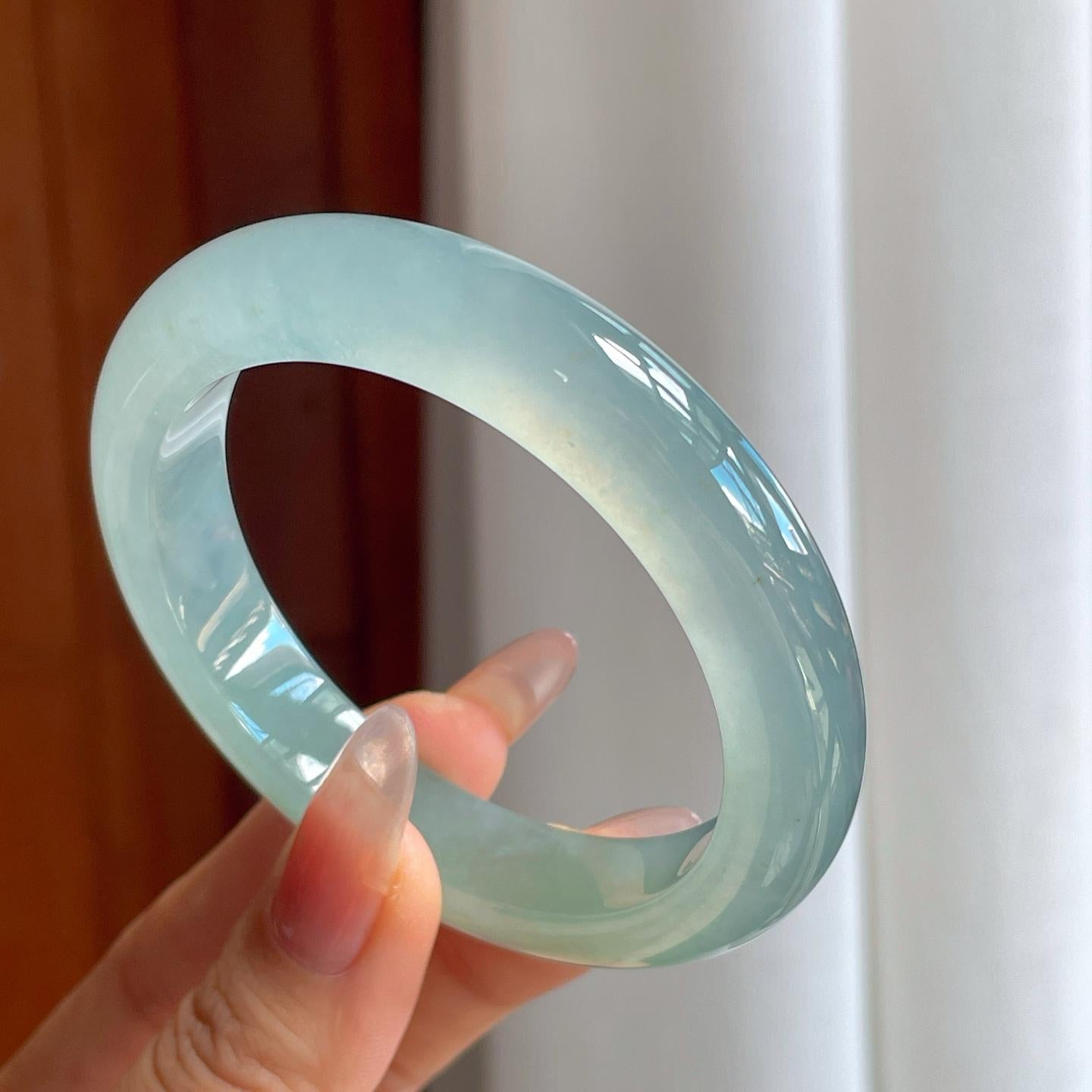 冰种蓝晴底翡翠平安镯（56mm）
