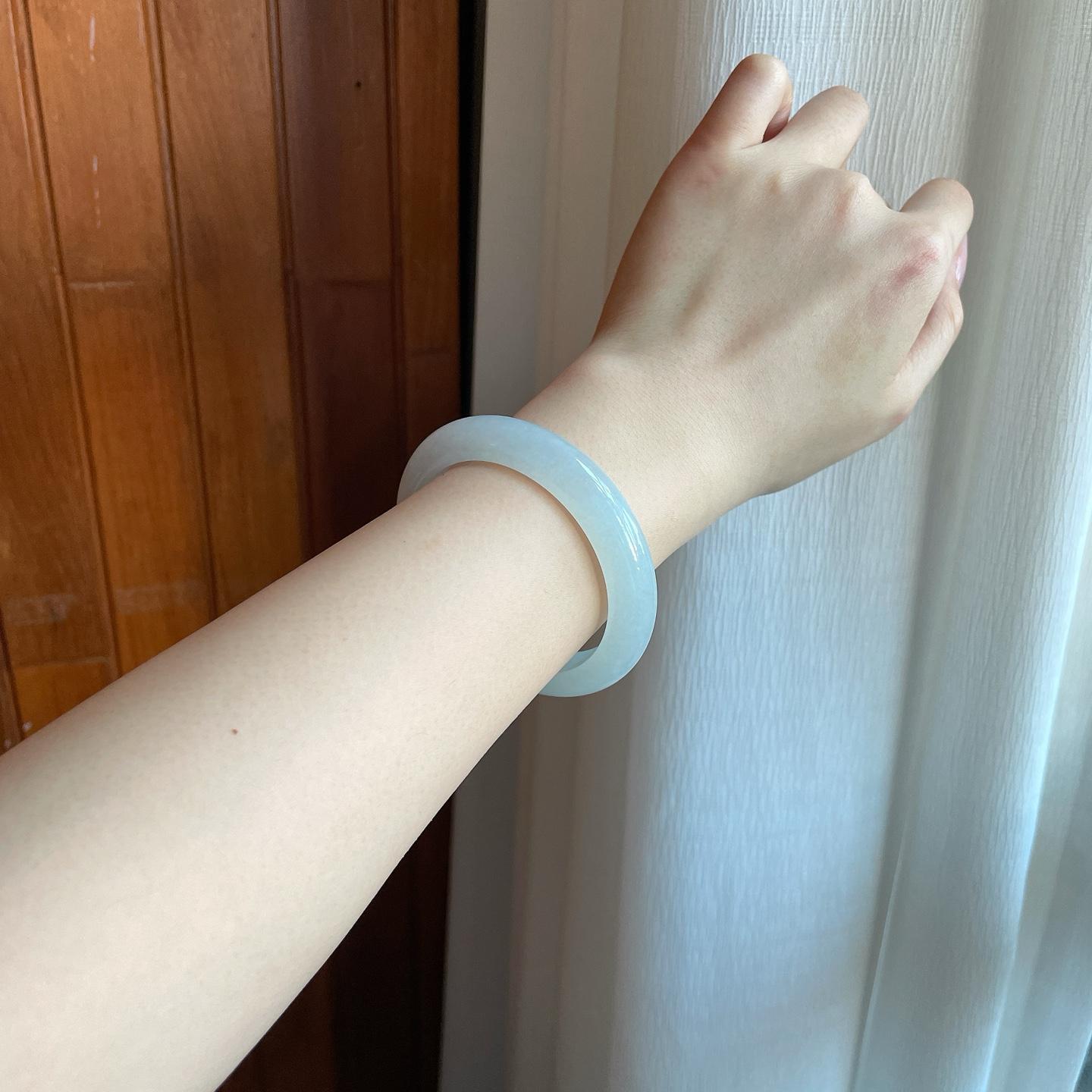 糯冰白月光翡翠平安镯（55.5mm）（yc277404）