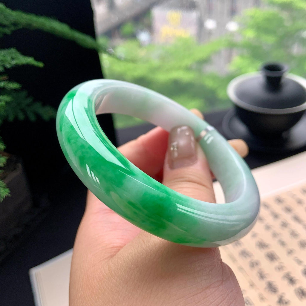 细糯种白底青正圈平安镯 57.6圈口 天然缅甸A货翡翠（yc473092）