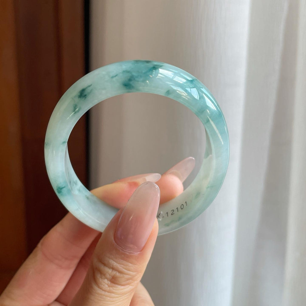 糯冰飘花翡翠贵妃镯（54.8mm）（yc281670）