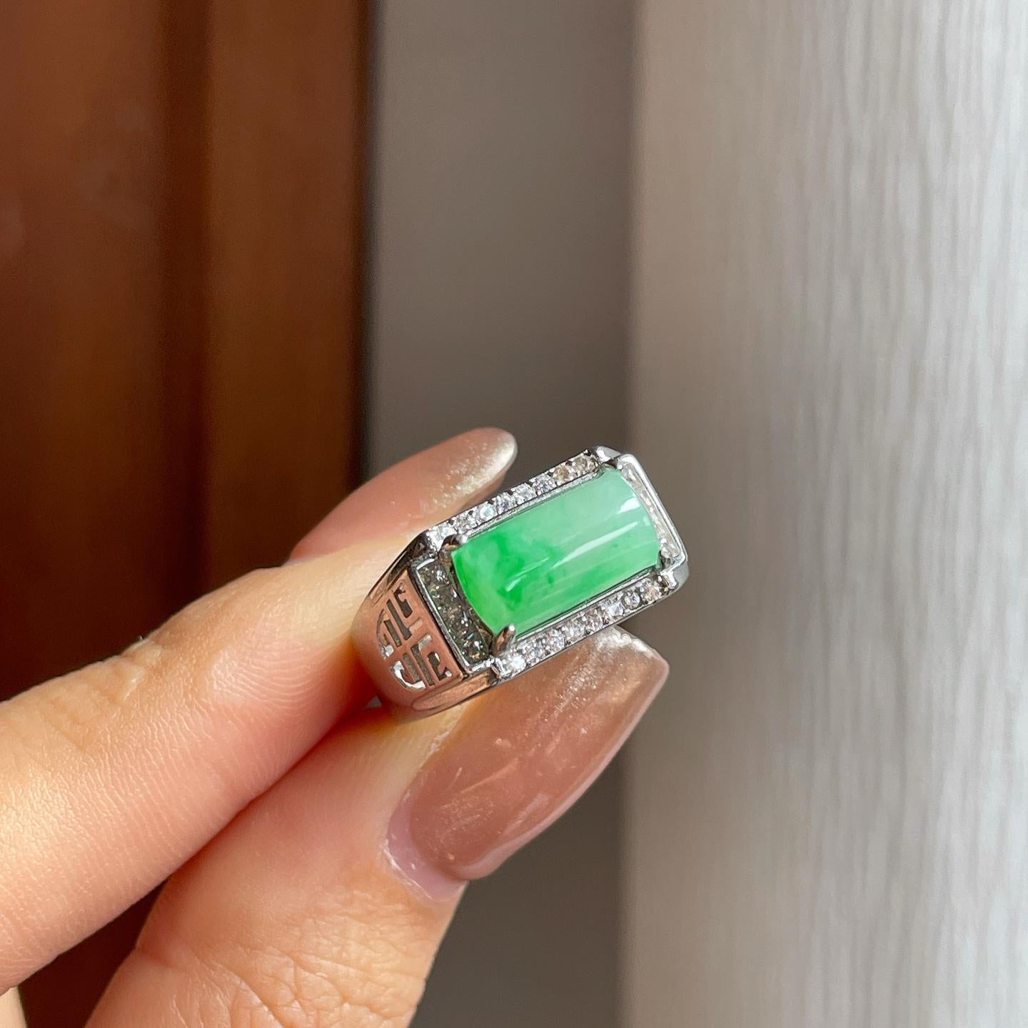 S925银镶糯冰飘绿花翡翠戒指（yc369058）