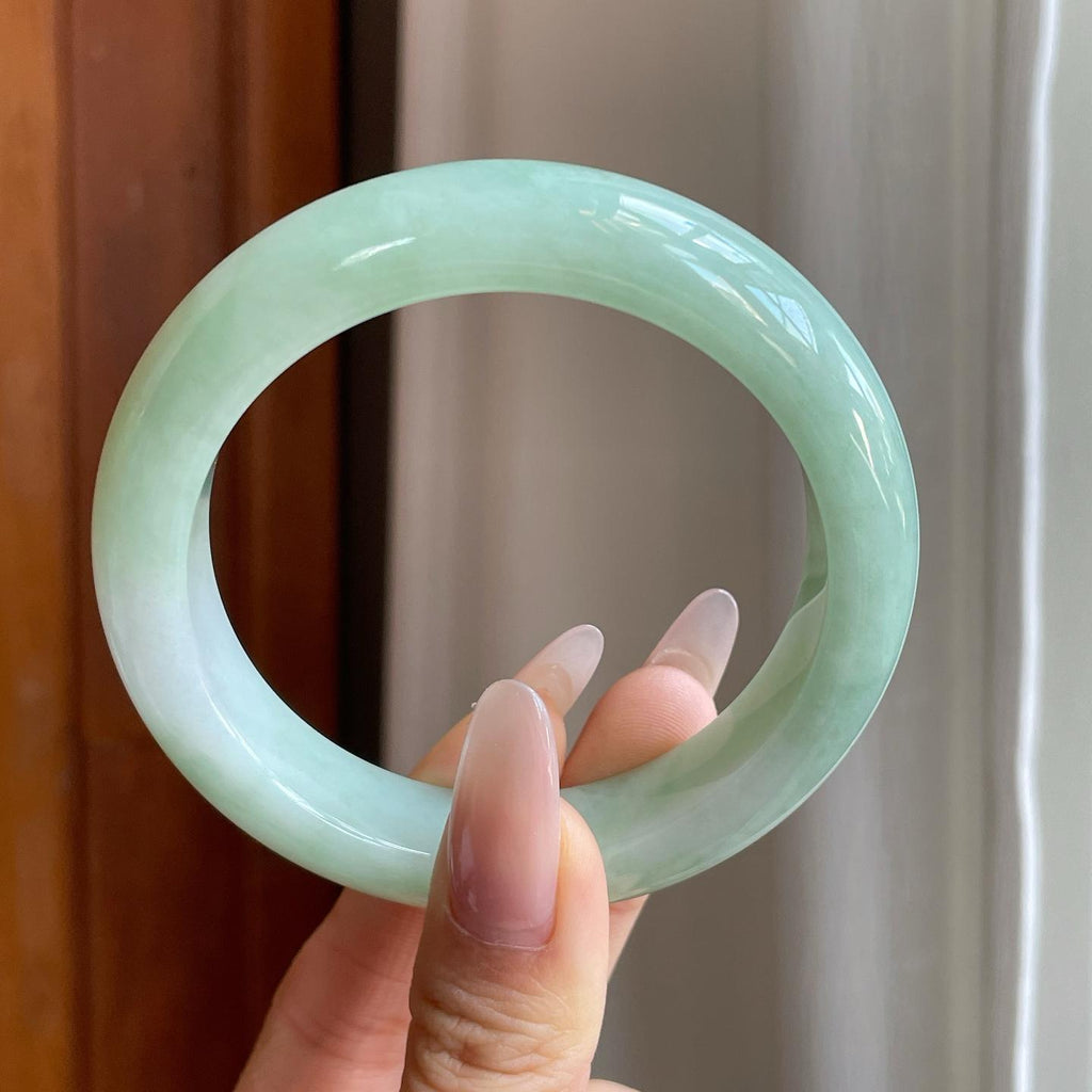 糯冰晴底翡翠平安镯（58.2mm）（yc282588）