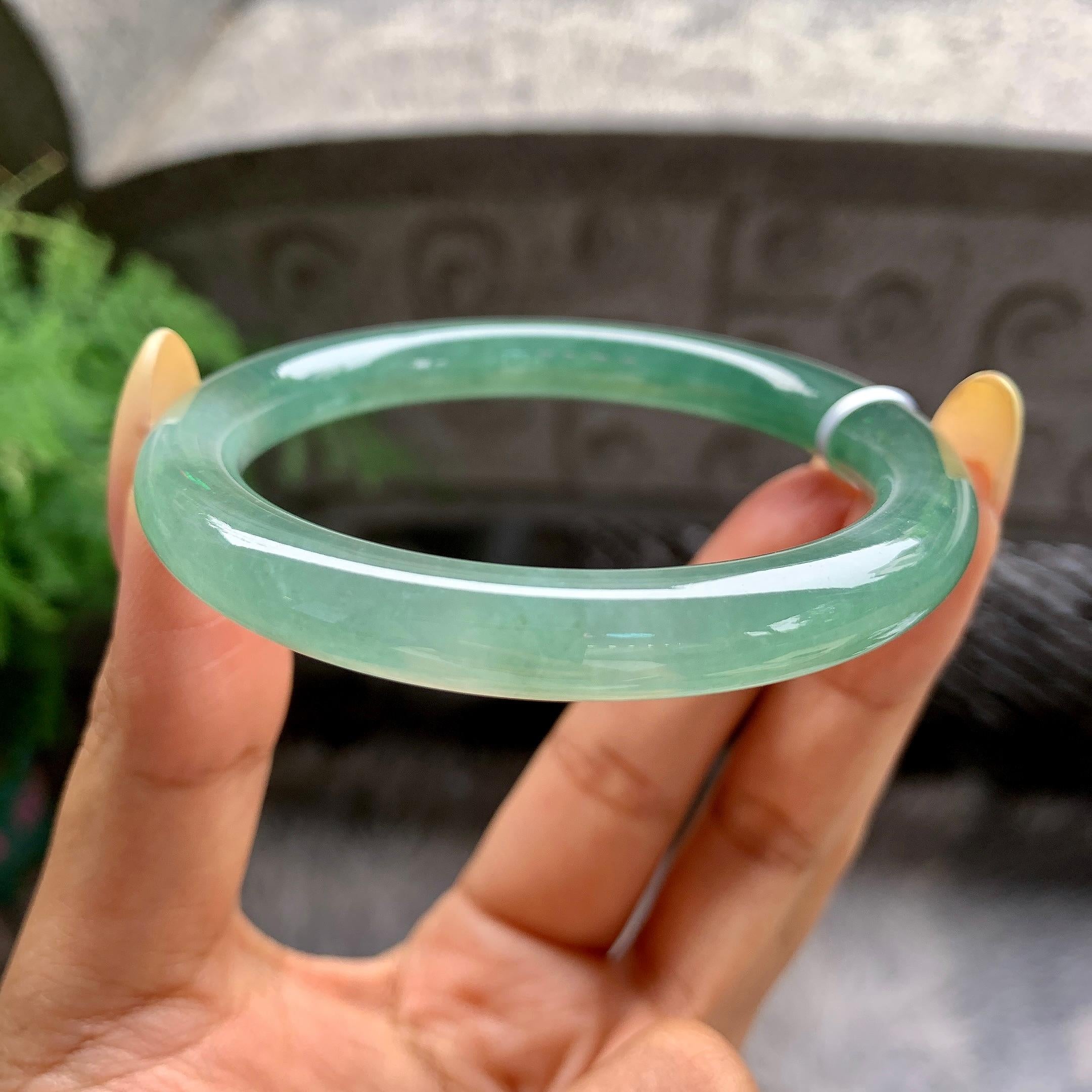 糯冰种油青色圆条手镯55.2圈 天然缅甸A货翡翠（yc481903）