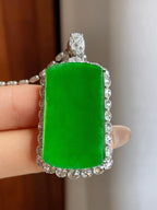 18k金镶糯冰满绿翡翠无事牌（yc241854）