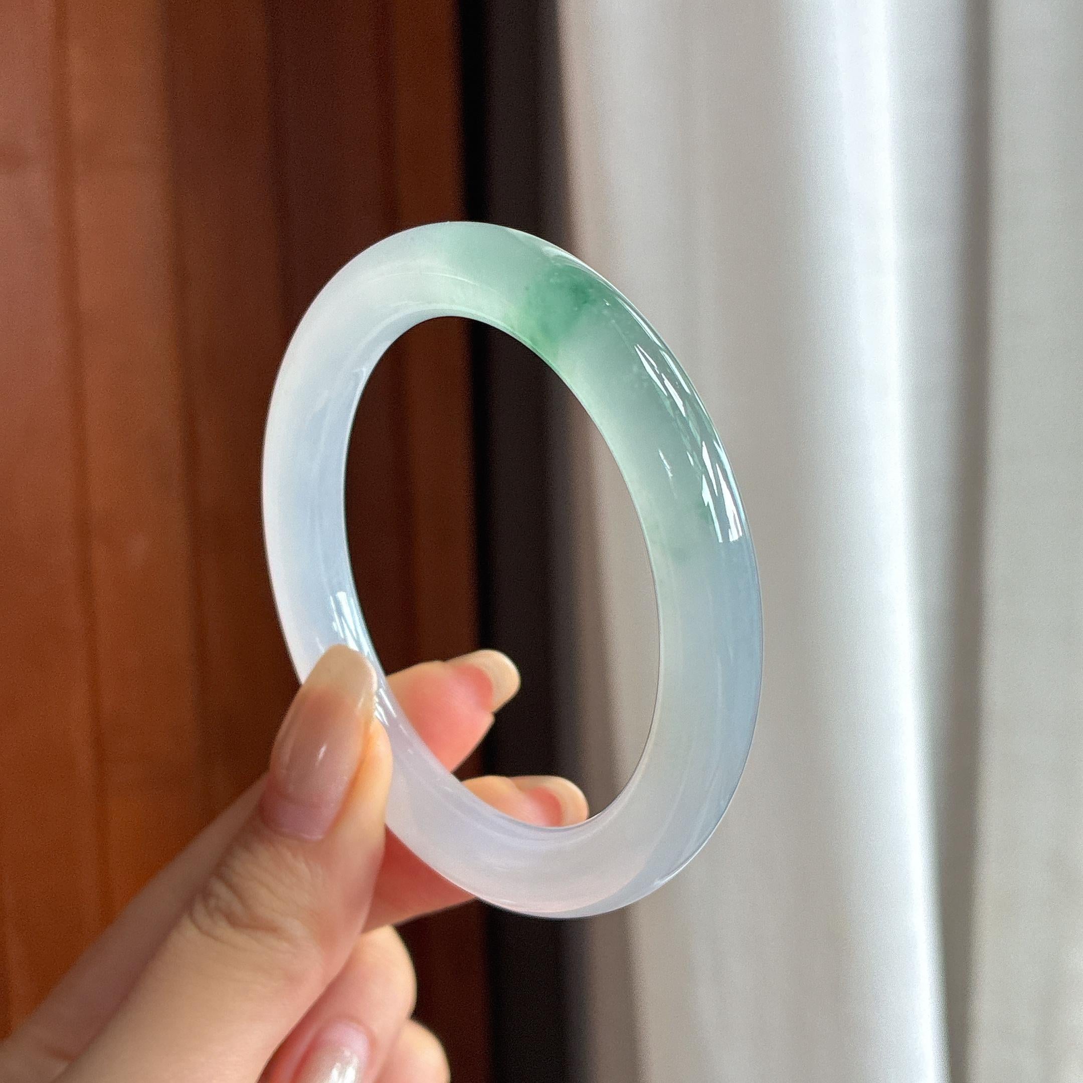 冰种带色圆条手镯 52圈 天然缅甸A货翡翠（yc457786）