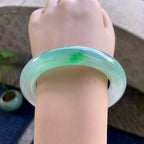 糯冰种飘绿圆条手镯（58.4mm）（yc243440）