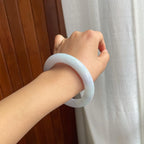 糯冰种淡紫底翡翠圆条手镯（55mm）